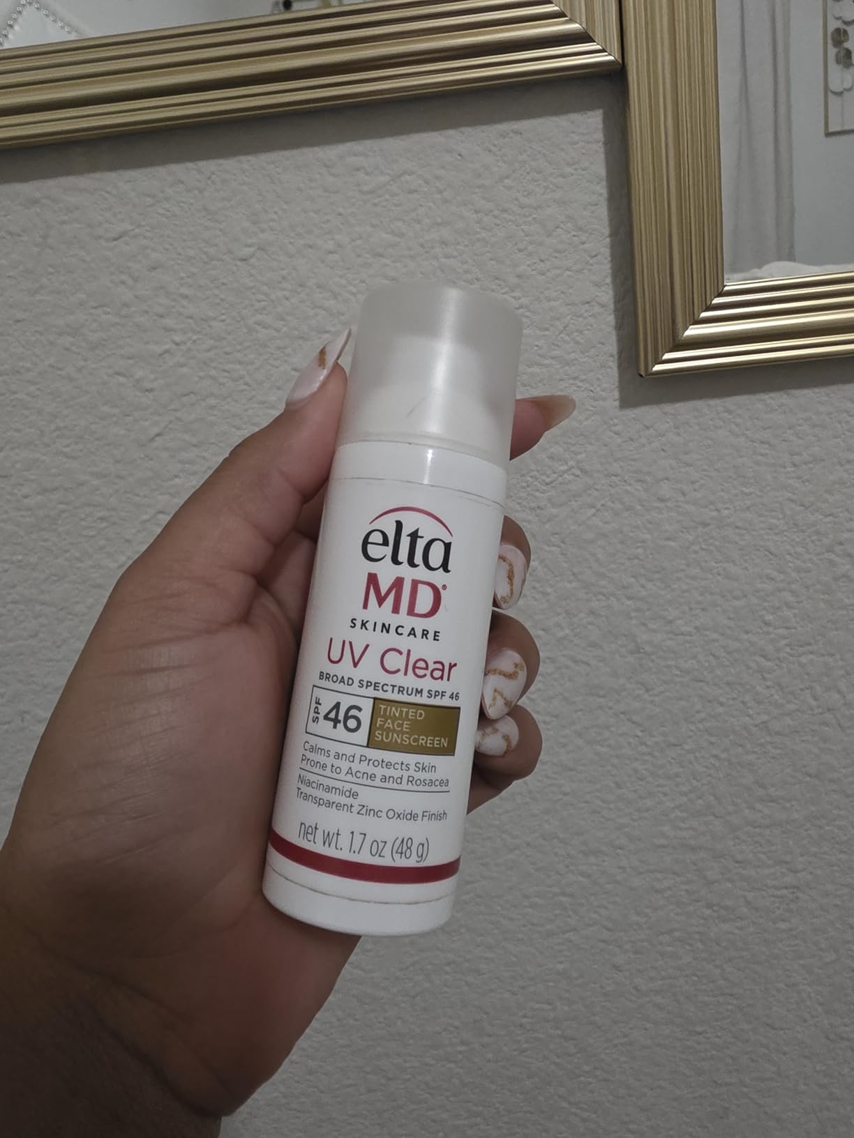 EltaMD UV Clear Face Sunscreen SPF 46 customer photo 1