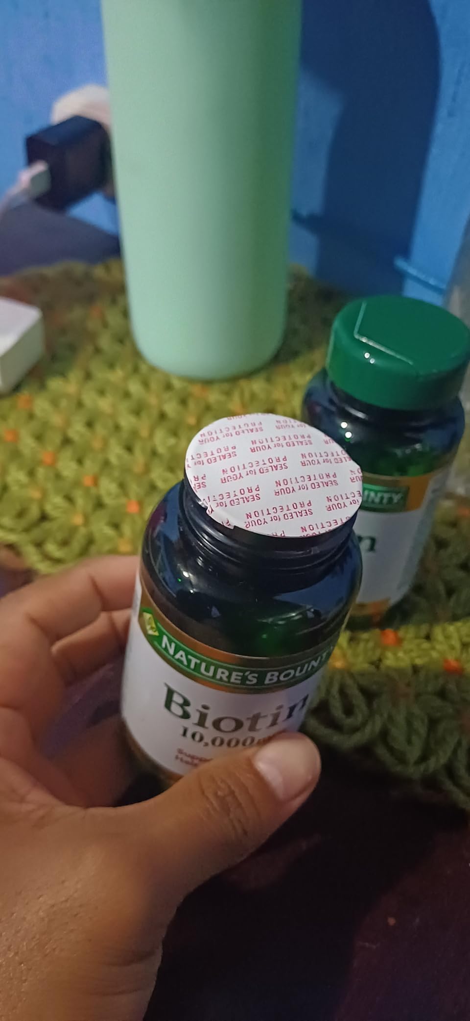 Nature's Bounty Biotin Hair Skin and Nails Vitamins, Supports Healthy Hair, Skin and Nails, 10,000 mcg, 120 Softgels customer photo 1