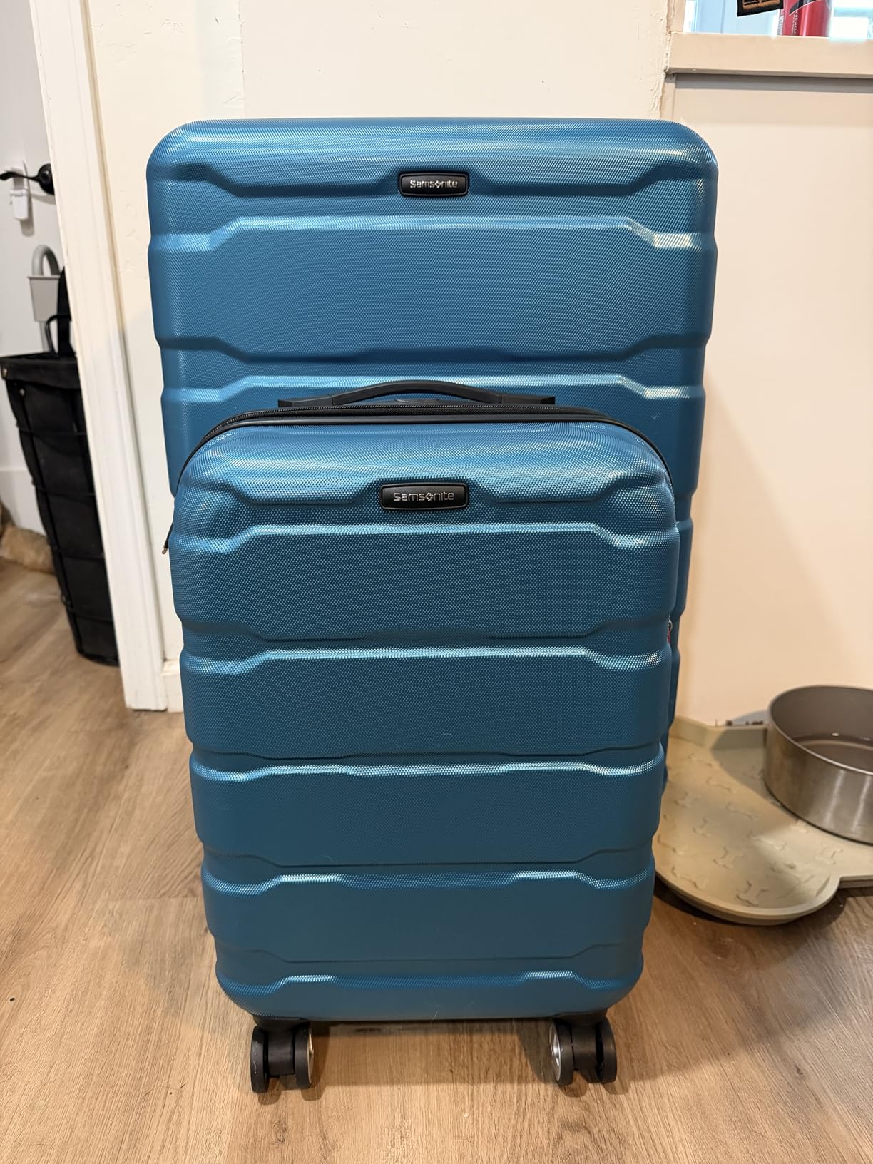 Omni PC Hardside Expandable Luggage with Spinner Wheels, Teal, 3-Piece Set (20/24/28) customer photo 1