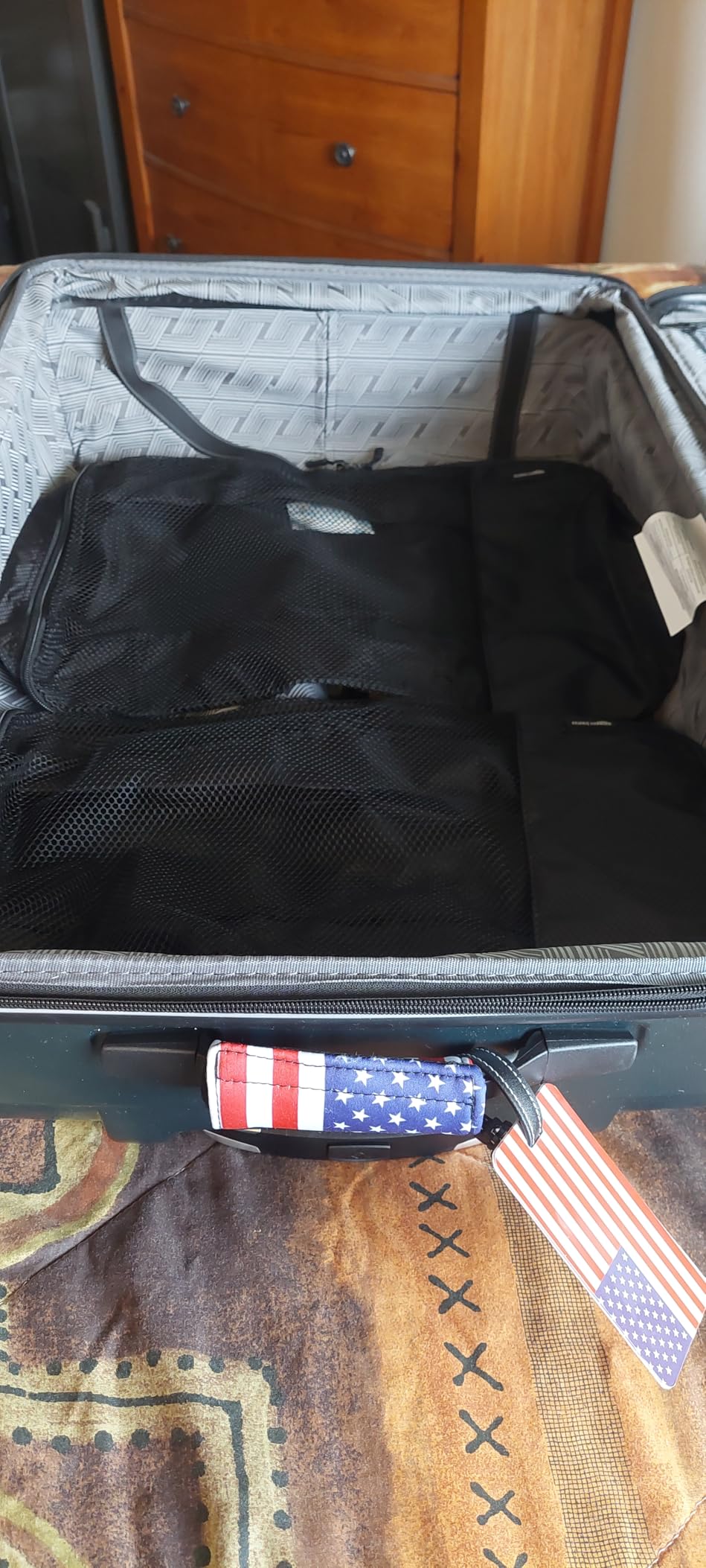 4-Piece Packing Cubes Travel Accessories Set, Space-Saving Luggage Organizer with Double Zipper, Mesh Top Panel customer photo 1