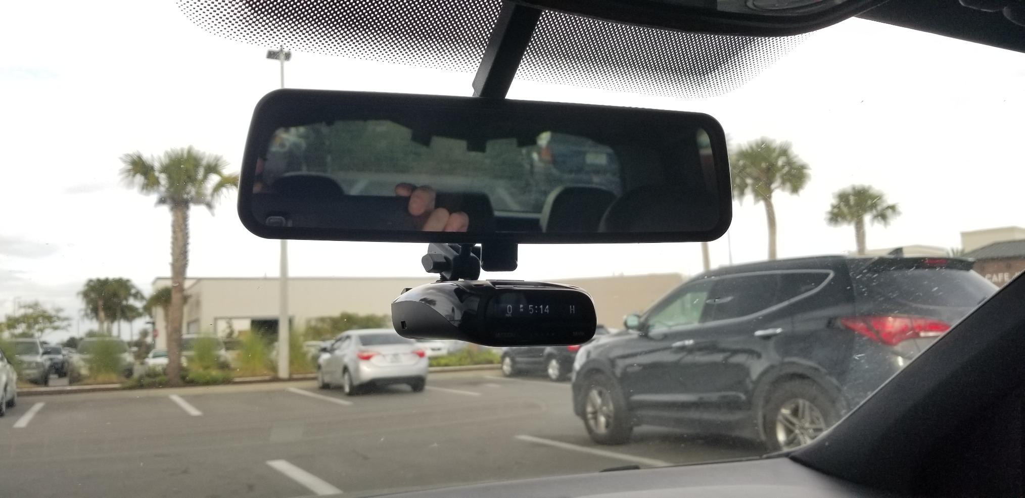 Uniden DFR7 Super Long Range Wide Band Laser/Radar Detector, Built-in GPS w/Mute Memory, Voice Alerts, Red Light & Speed Camera Alerts, OLED Display customer photo 1
