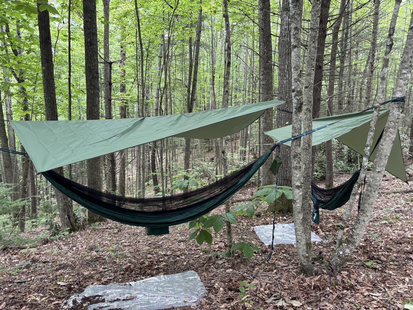 Covacure Camping Hammock - 772lbs Capacity Double Hammock with Tree Straps, Lightweight Parachute Nylon Outdoor Survival Gear for Hiking, Backpacking, Travel or Backyard (Black) customer photo 2