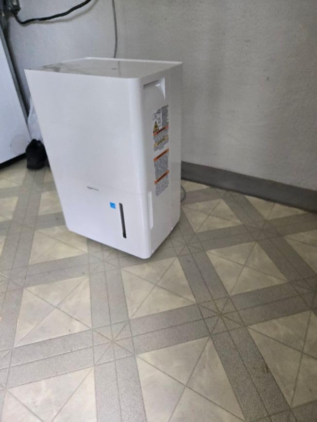 Amazon Basics 50-Pint Large Dehumidifier with Pump, Energy Star Certified, Humidity Control, Auto-Defrost, Timer, Overflow Protection for Rooms up to 4000 SFT, White customer photo 2
