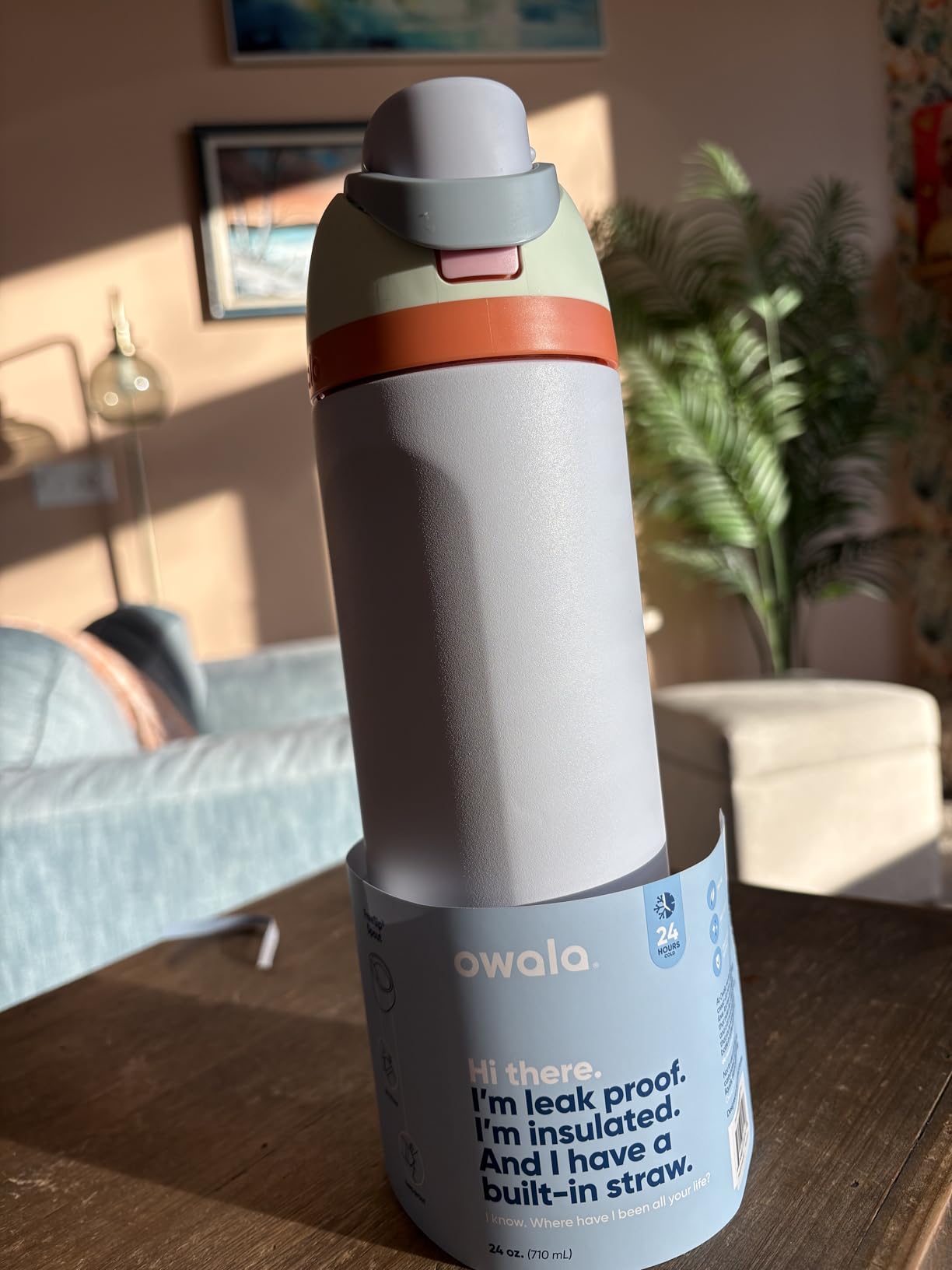 Owala FreeSip Insulated Stainless Steel Water Bottle with Straw, BPA-Free Sports Water Bottle, Great for Travel, 32 Oz, Very, Very Dark customer photo 1