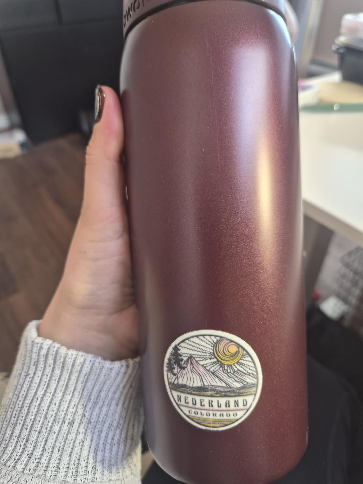 Owala FreeSip Insulated Stainless Steel Water Bottle with Straw, BPA-Free Sports Water Bottle, Great for Travel, 32 Oz, Very, Very Dark customer photo 2