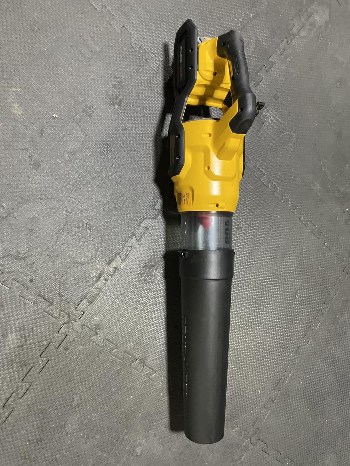 DEWALT 60V MAX* FLEXVOLT Leaf Blower, Cordless, Handheld, 125-MPH, 600-CFM, Tool Only (DCBL772B) customer photo 1
