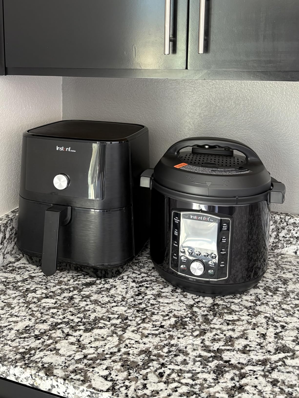 Instant Pot Pro (8 QT) 10-in-1 Pressure Cooker with Sous Vide Function customer photo 2