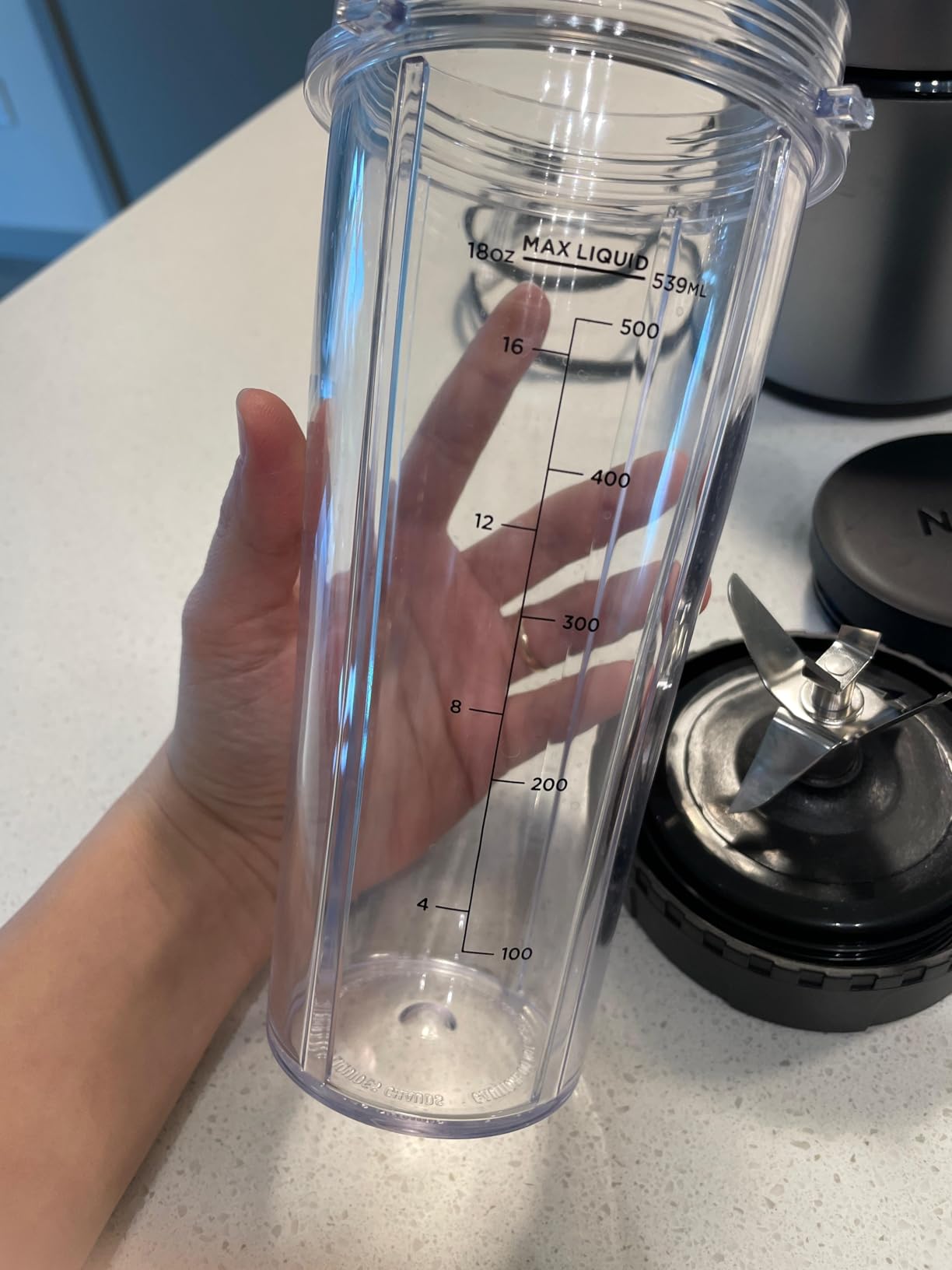 Ninja Nutri-Plus Personal Blender | BN301 | 900 Peak Watt, (3) 20-oz. To-Go Cups customer photo 2