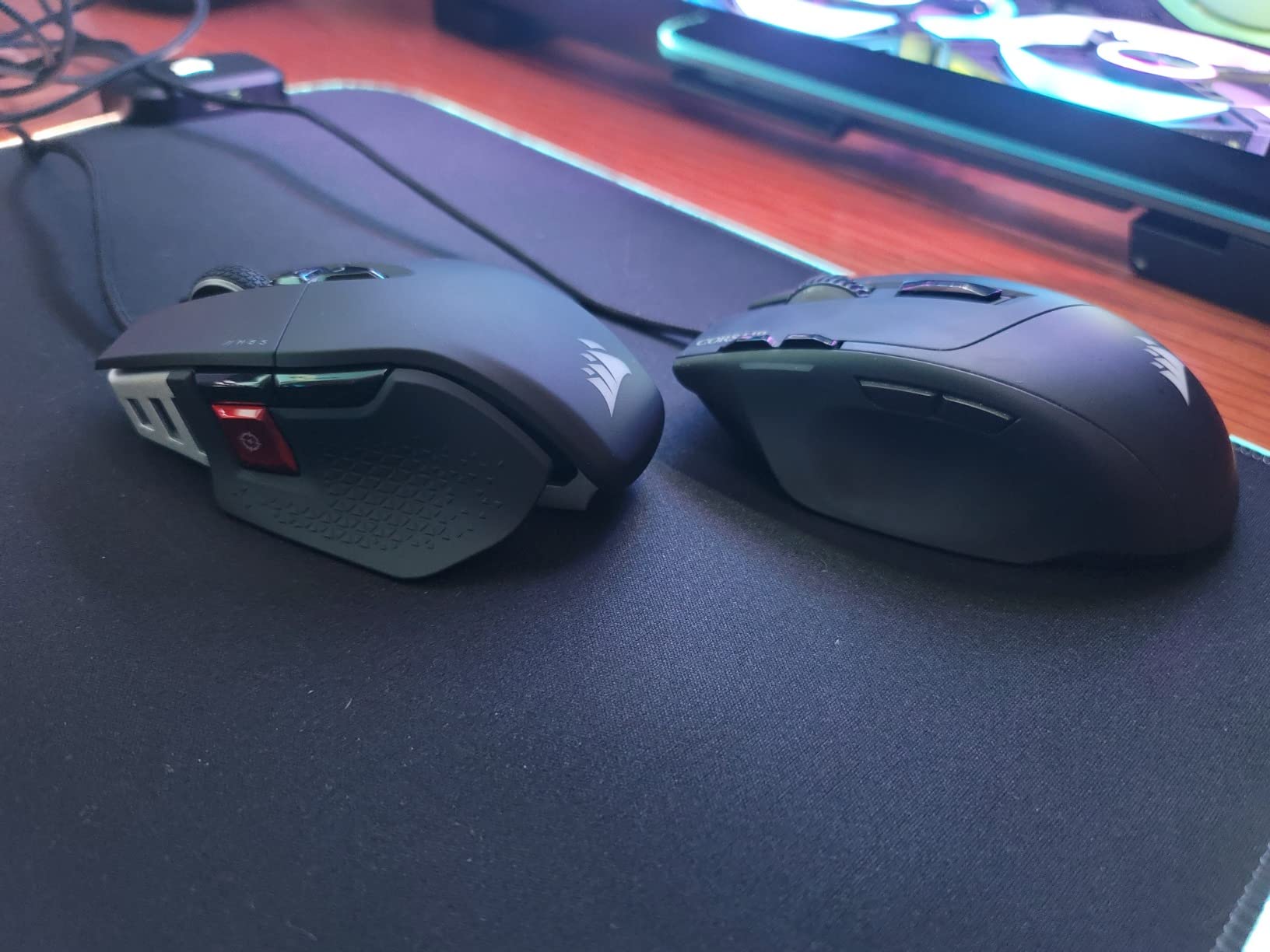 Corsair M65 RGB Ultra Tunable FPS Gaming Mouse Marksman 26,000 DPI Optical Sensor, Optical Switches, AXON Hyper-Processing Technology, Sensor Fusion Control, Tunable Weight System - Black customer photo 2