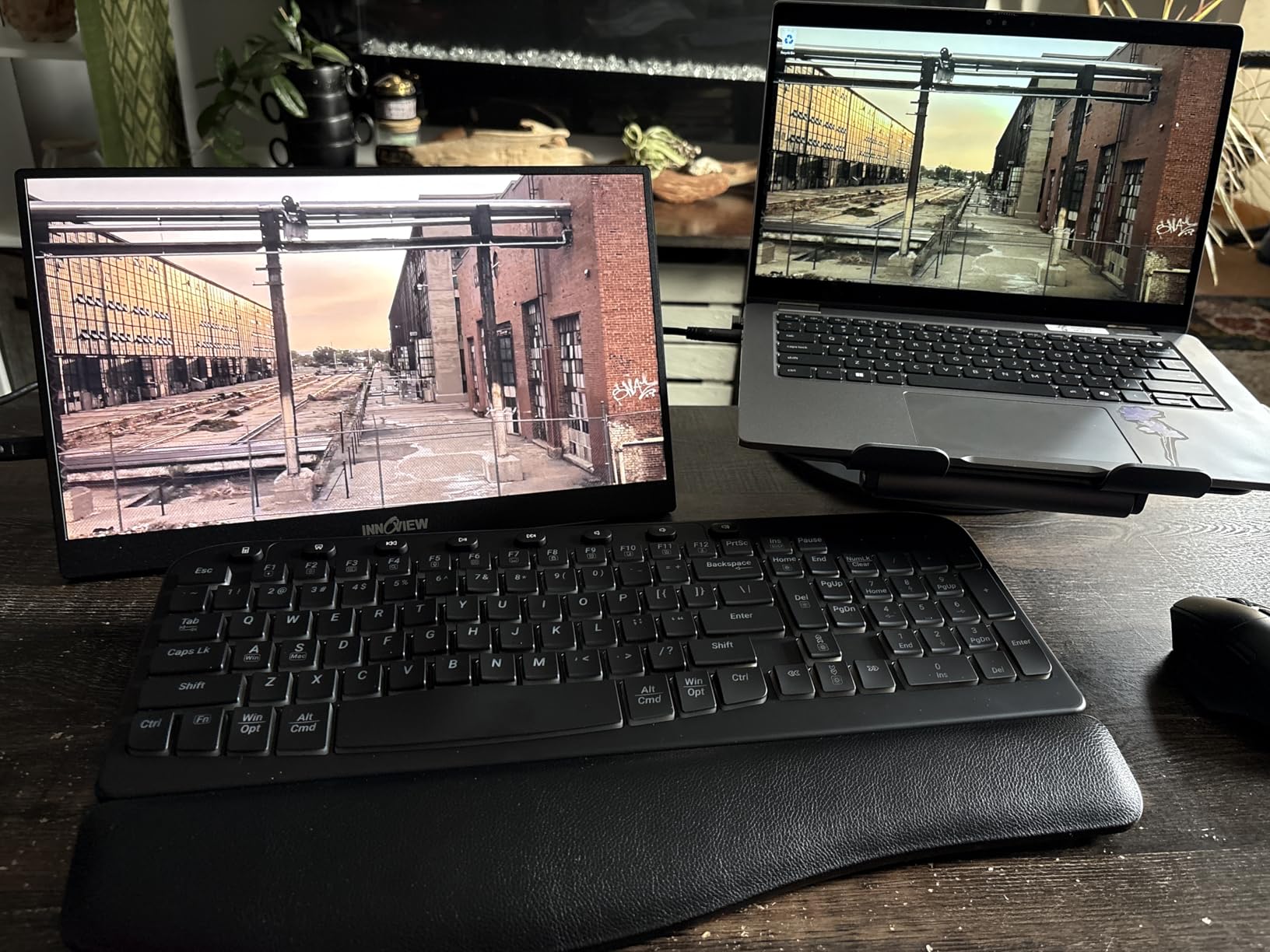 InnoView Portable Monitor 15.6