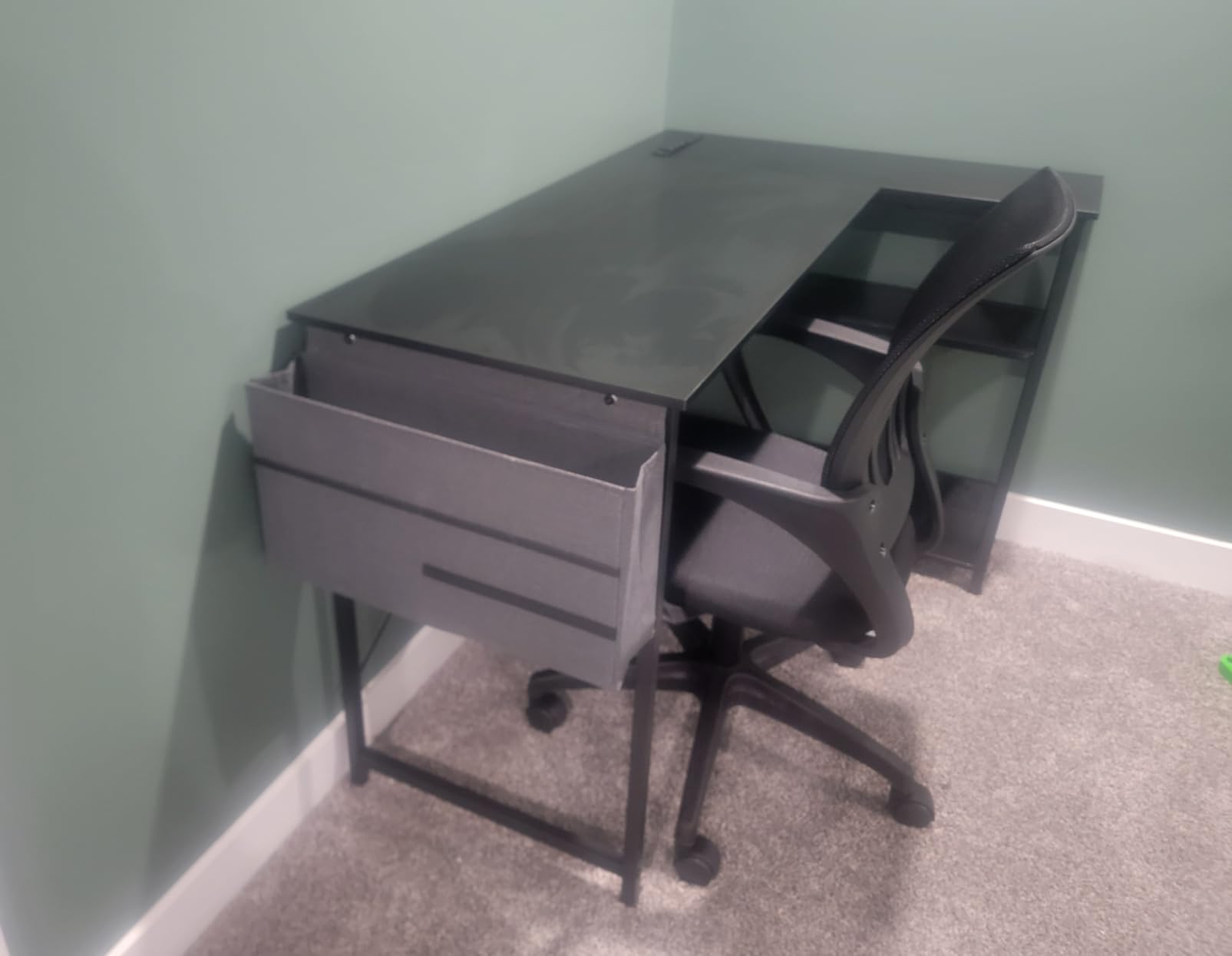ODK 40 Inch Small L Shaped Gaming Computer Desk with Power Outlets, Reversible Storage Shelves & PC Stand for Home Office, Simple Writing Study Table with Storage Bag for Small Space, Black customer photo 1