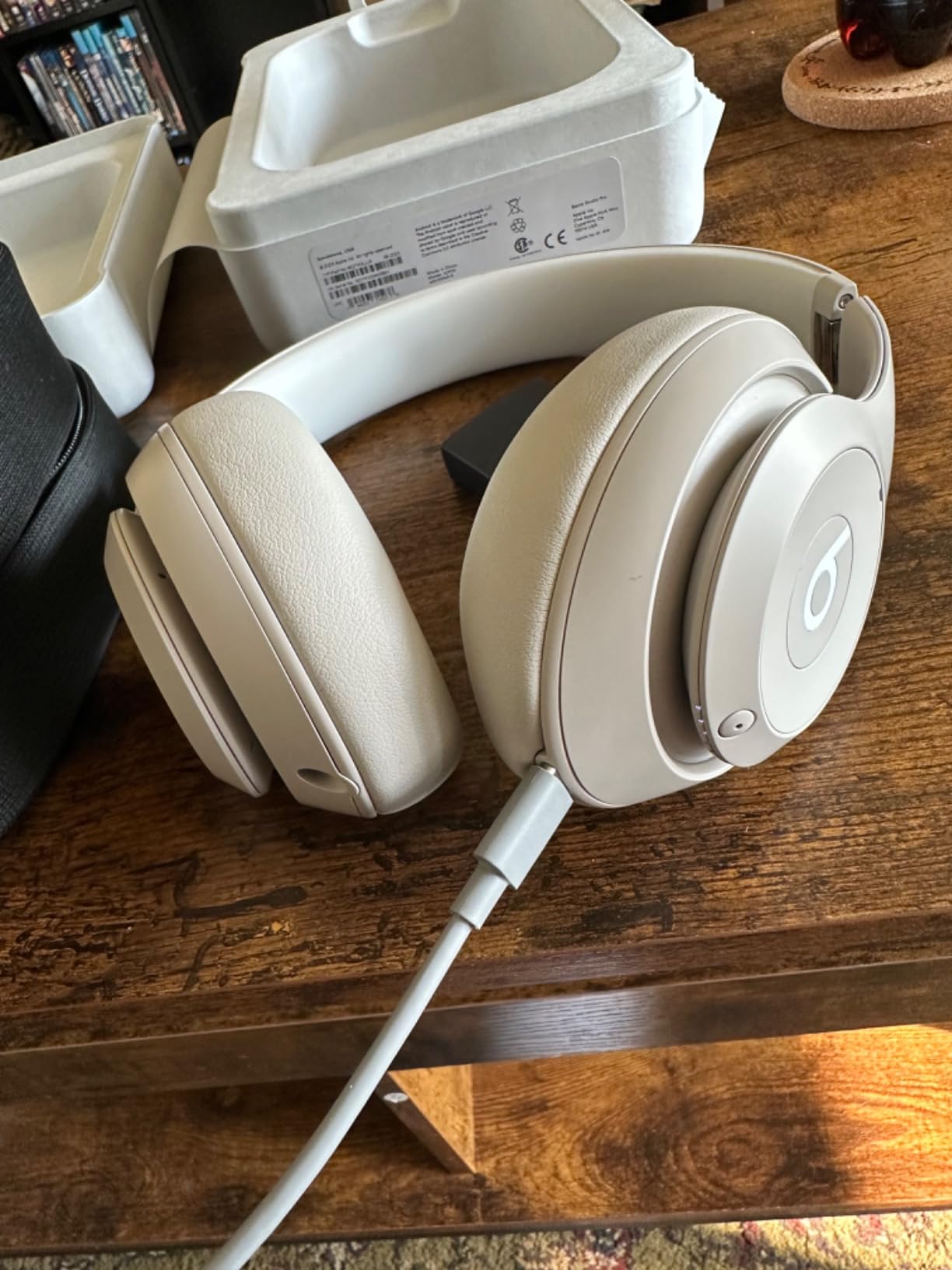 Beats Studio Pro - Premium Wireless Over-Ear Headphones- Up to 40-Hour Battery Life, Active Noise Cancelling, USB-C Lossless Audio, Apple & Android Compatible - Black customer photo 1