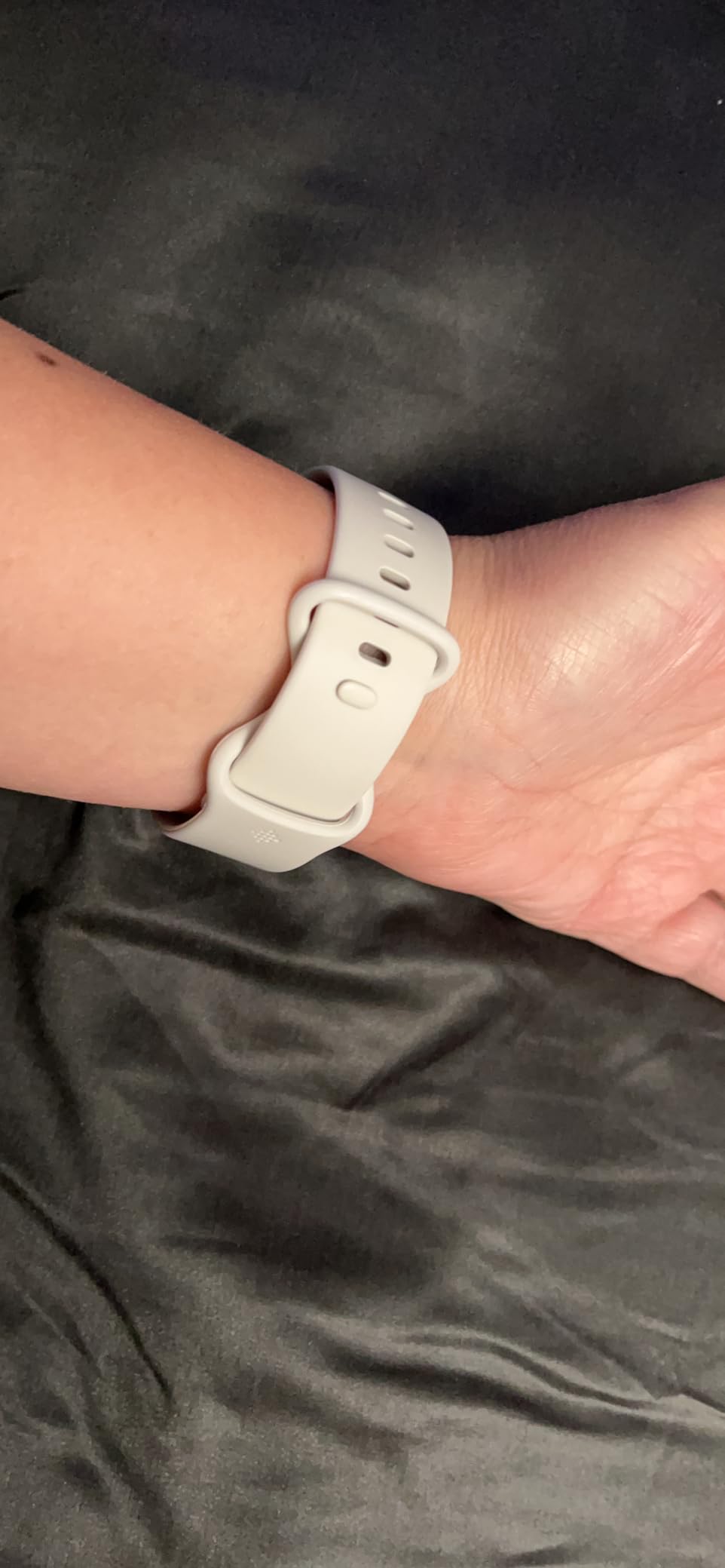 Fitbit Charge 6 Fitness Tracker with Google apps, Heart Rate on Exercise Equipment, 6-Months Premium Membership Included, GPS, Health Tools and More, Porcelain/Silver, One Size (S & L Bands Included) customer photo 2