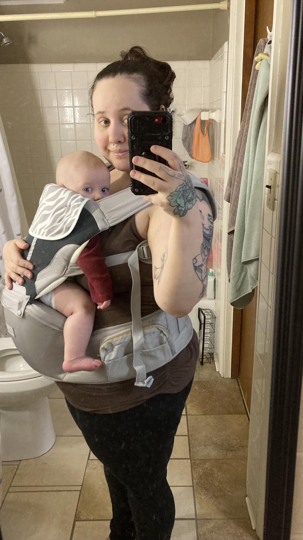 Baby Carrier, MOMTORY Safety-Certified 6-in-1 Baby Carrier Newborn to Toddler, Adjustable Detachable Infant Baby Hip Seat Carrier for 7-50lbs, All Seasons, Perfect for Shopping Travelling customer photo 1
