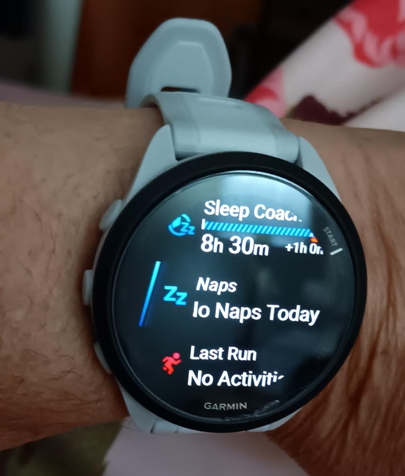 Forerunner 165, Running Smartwatch, Colorful AMOLED Display, Training Metrics and Recovery Insights, Black customer photo 1