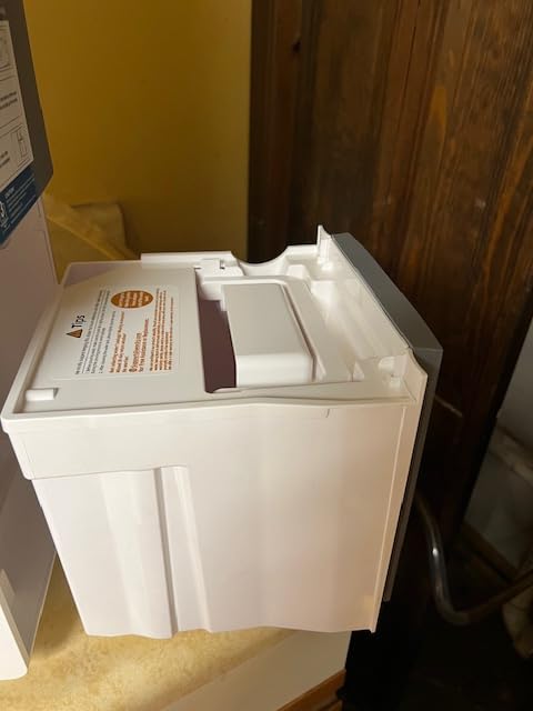 AEOCKY 4500 Sq.Ft Energy Star Most Efficient 2025 Dehumidifier, Max 80 Pint/Day Smart Compressor Dehumidifier with Drain Hose, Intelligent Humidistat, for Basement, Bedroom, Home, Bathroom customer photo 2