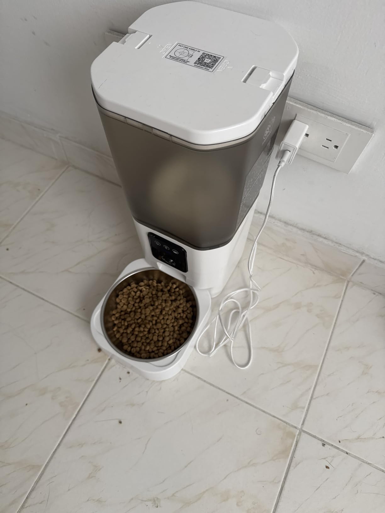 Frienhund Automatic Cat Feeder with 2K Camera: 5G WiFi Automatic Dog Feeder with Night Vision,Cat Food Dispenser with 7L Large Food Storage Container for Multiple Pet,Detachable for Easy Clean -29 Cup customer photo 2