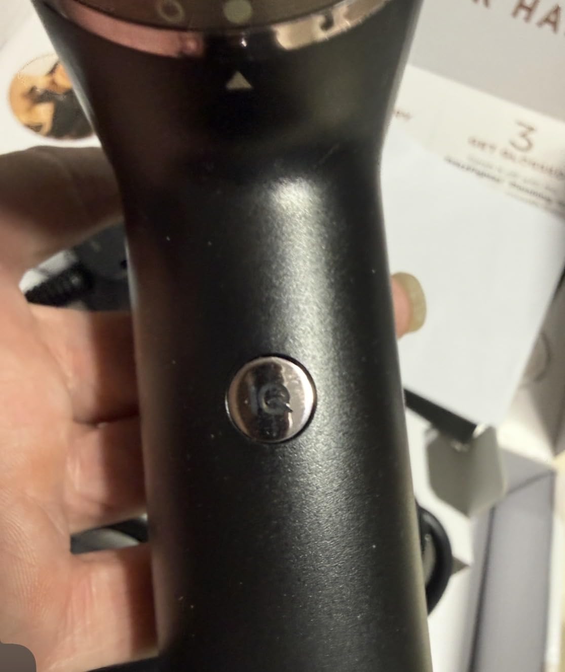Shark SpeedStyle Pro Professional Performance High-Velocity Hair Dryer System with Scalp Shield and IQ Speed Styling & Drying Suite, Straight and Wavy Hair, Lightweight, Ionic, No Heat Damage, HD731 customer photo 2