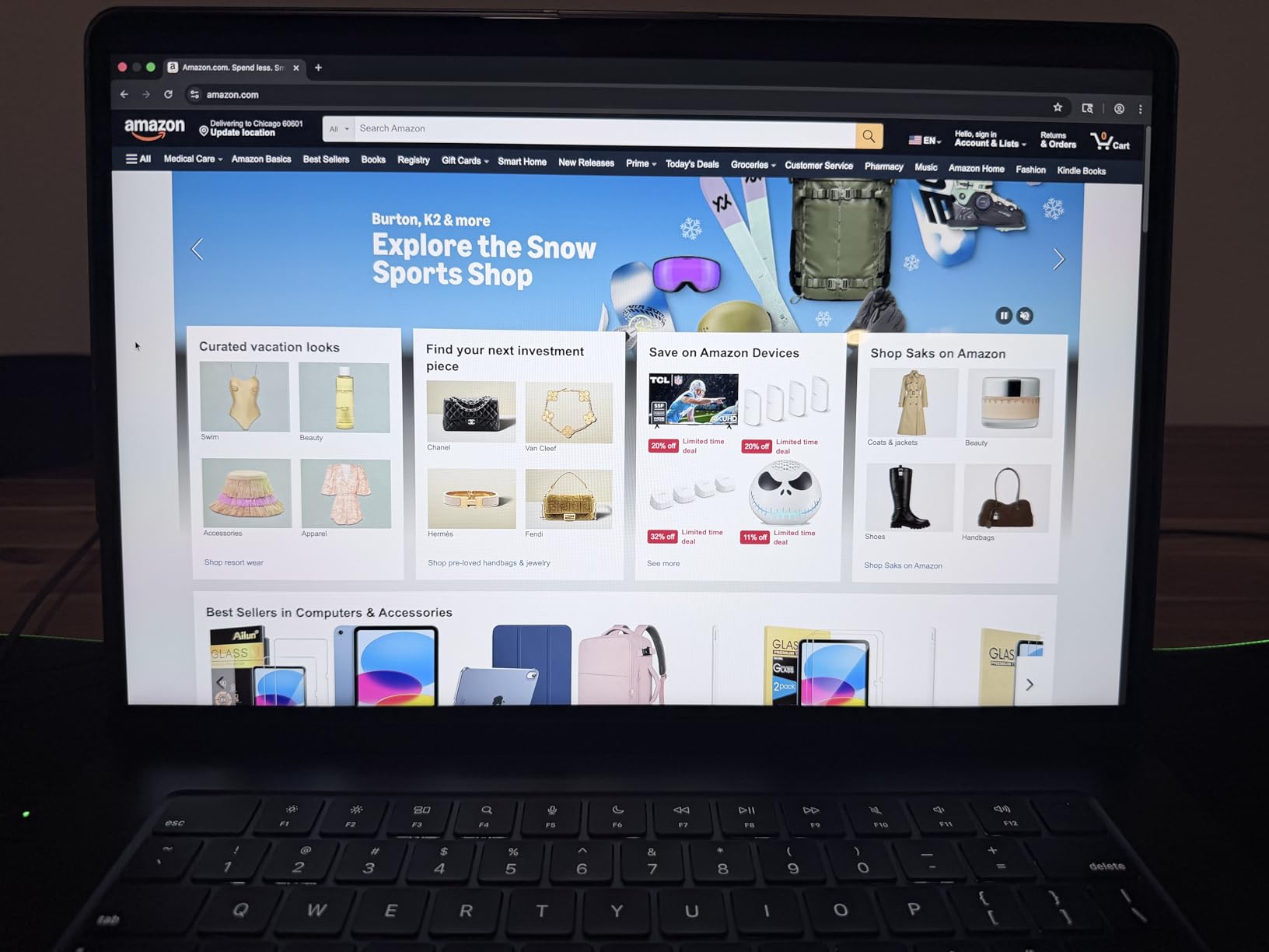 2025 MacBook Air 15-inch Laptop with M4 chip: Built for Apple Intelligence, 15.3-inch Liquid Retina Display, 16GB Unified Memory, 256GB SSD Storage, 12MP Center Stage Camera, Touch ID; Midnight customer photo 1
