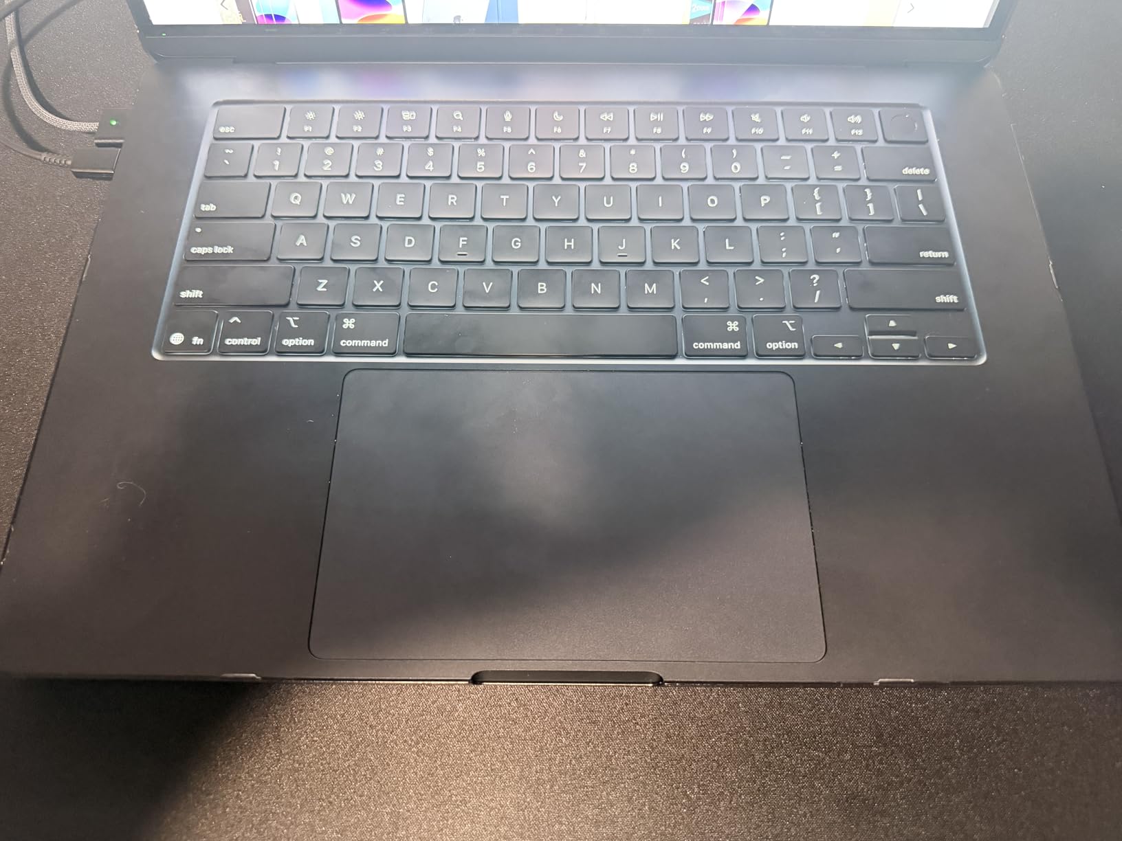 2025 MacBook Air 15-inch Laptop with M4 chip: Built for Apple Intelligence, 15.3-inch Liquid Retina Display, 16GB Unified Memory, 256GB SSD Storage, 12MP Center Stage Camera, Touch ID; Midnight customer photo 2