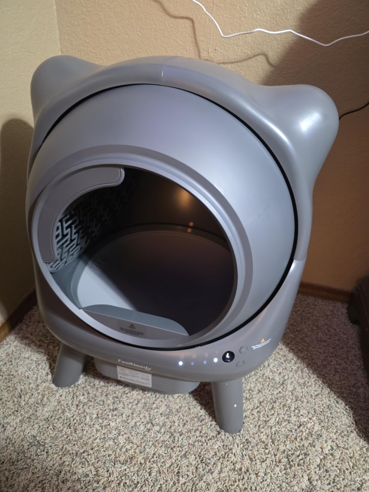 FEELNEEDY Self Cleaning Litter Box, Automatic Litter Box, Odor Control Robot, Cat Ears Design, 65L APP Real-Time Monitor, Cat Litter-Boxs for Multiple Cats, Safety Sensors, with 1 Trash Bag customer photo 1