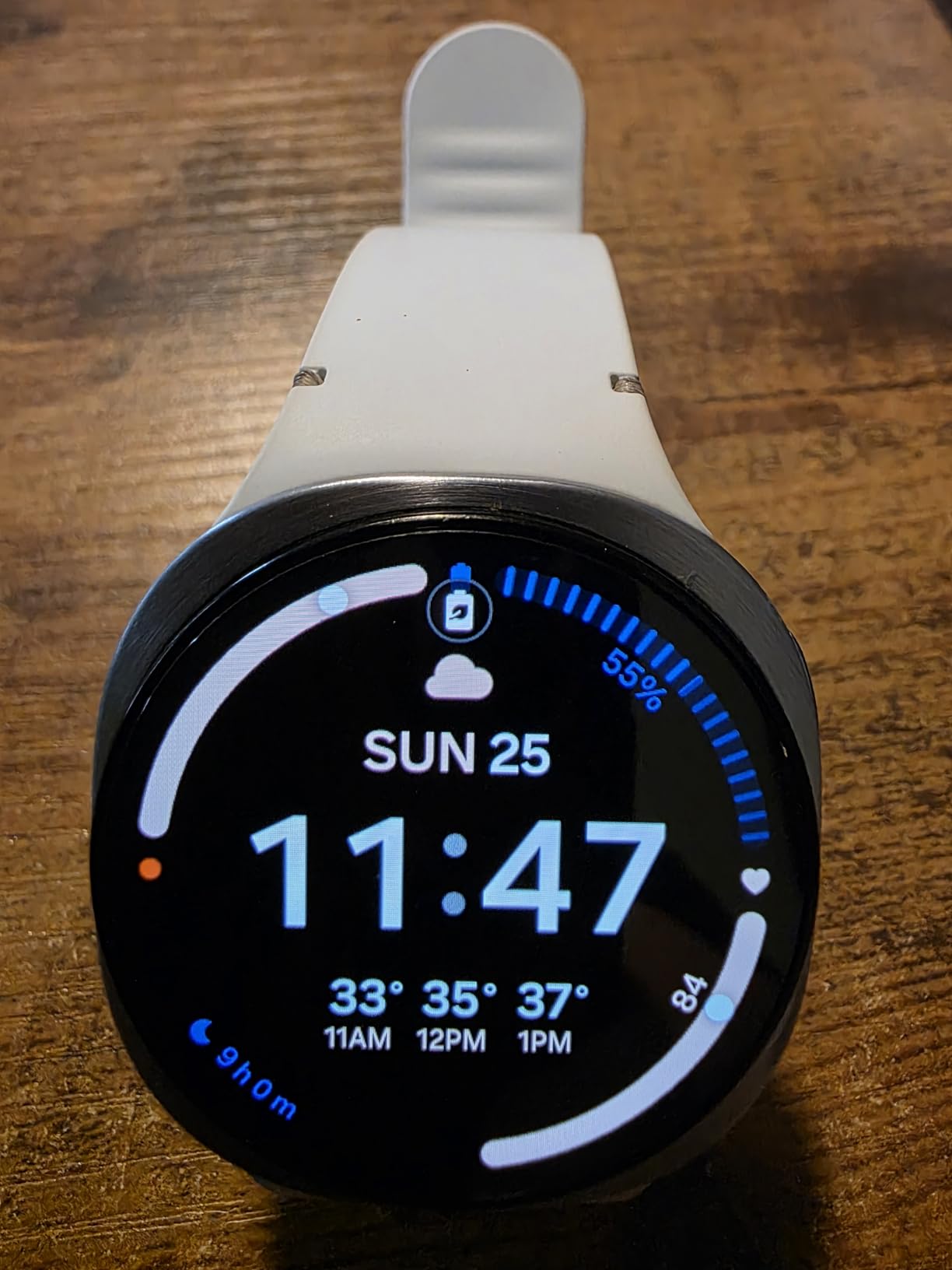 Samsung Galaxy Watch 8 (2025) 40mm Bluetooth Smartwatch, Cushion Design, Fitness Tracker, Sleep Coaching, Running Coach, Energy Score, Heart Rate Tracking, Graphite [US Version, 2 Yr Warranty] customer photo 1