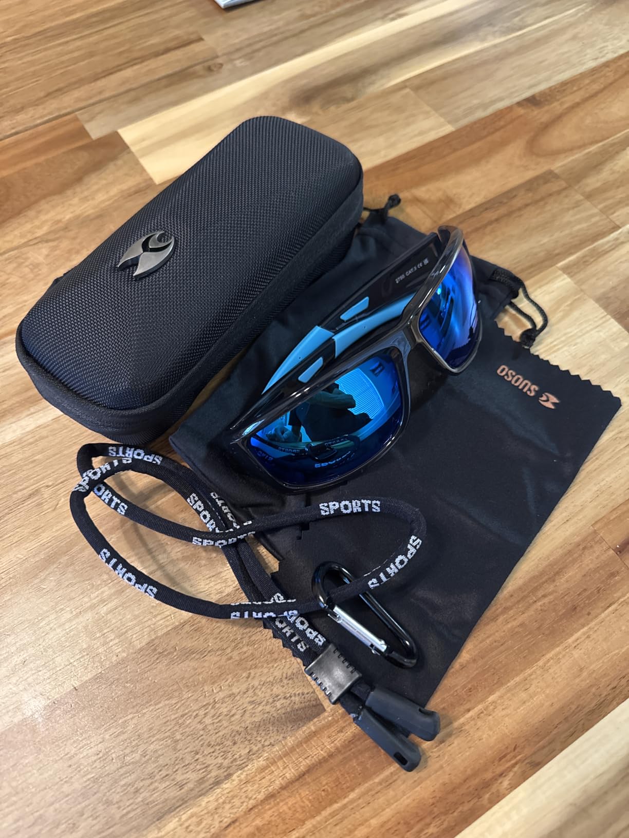 suoso Polarized Sports Sunglasses for Men Wrap Design for Fishing Running | HD polarized Reduces Glare TAC Lens UV400 Protection Non-slip Temples Fit for Golf Driving Cycling TR90, Case & Pouch customer photo 2