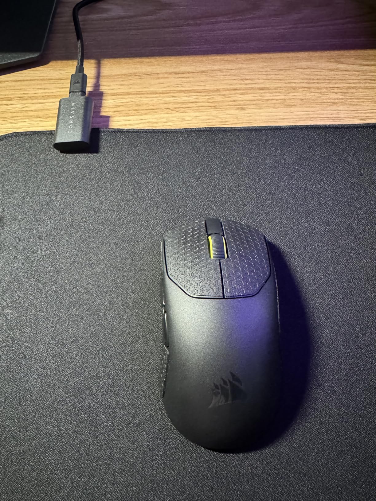 Corsair Sabre v2 PRO Ultralight FPS Wireless Gaming Mouse - 33,000 DPI, 36g Weight, 8,000Hz Hyper-Polling, Mechanical Switches, Up to 70-Hour Wireless Battery Life, Web Hub - Black customer photo 2