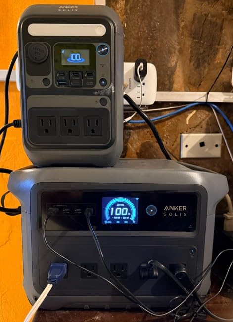 Anker SOLIX C1000 Gen 2 Portable Power Station, 2,000W (Peak 3,000W) Solar Generator, Full Charge in 49 Min, 1,024Wh LiFePO4 Battery for Home Backup, Power Outages, and Camping customer photo 1