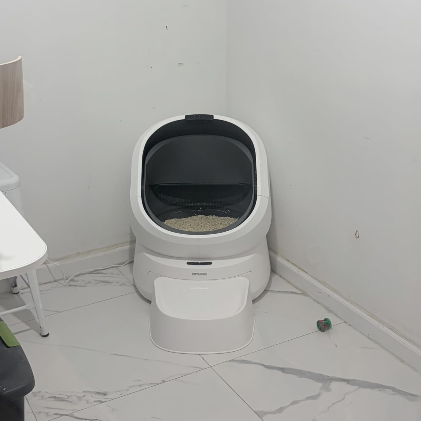 PETLIBRO Luma Automatic Cat Litter Box AI-Camera Waste Analysis, Auto Odor-Control Self Cleaning Cat Litter Box with Multi-Cats Recognition, Smart App Usage Tracking, Safety Sensors and Large Open Top customer photo 2