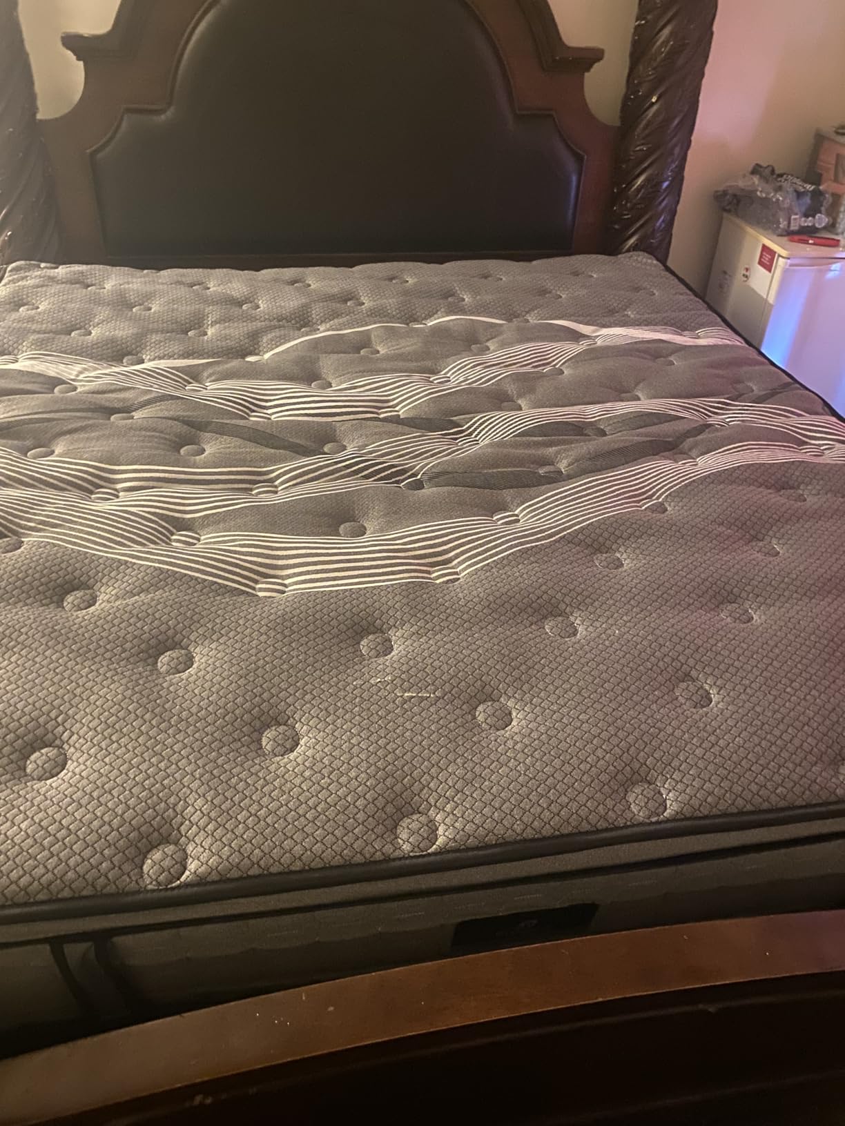 Queen Size Mattresses, 14 Inch Hybrid Queen Mattress in a Box, Cooling Memory Foam Mattress with Pocket Springs, Pain & Pressure Relief, Motion Isolation, Edge Support, Fiberglass Free, CertiPUR-US customer photo 2