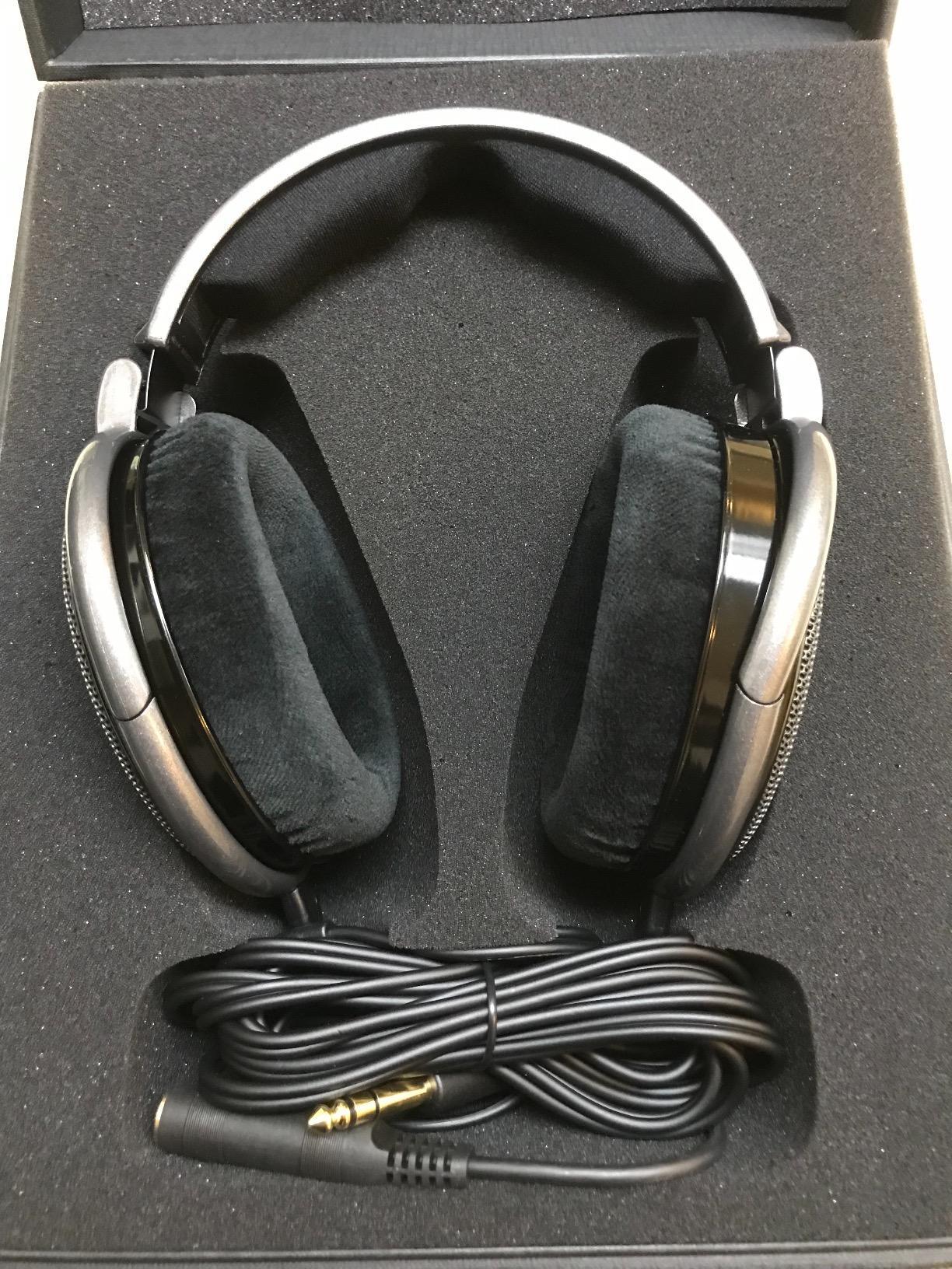 Sennheiser Consumer Audio HD 650 - Audiophile Hi-Res Open Back Dynamic Headphone, Titan customer photo 2