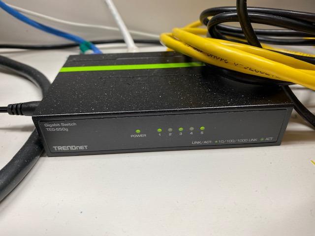 TRENDnet 5 Port Mini Gigabit Switch, TEG-S50g, GREENnet Technology, NDAA + TAA Compliant, Desktop Metal Ethernet Network Switch, 5 x Gigabit Ports, Fanless, Lifetime Protection, Black customer photo 2