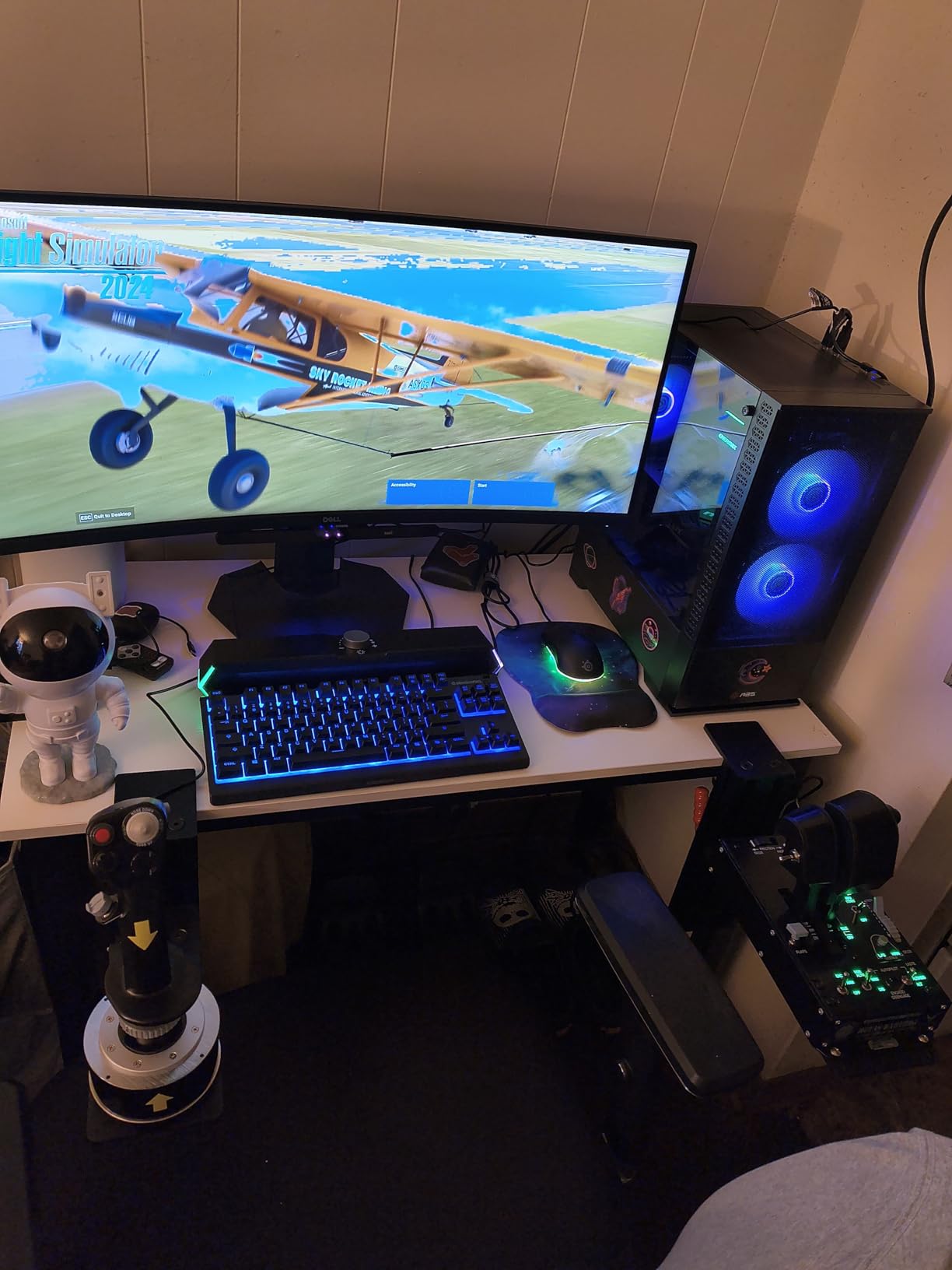 Thrustmaster HOTAS Warthog Flight Stick - Official Replica of U.S Air Force A-10C Aircraft (Stick Only) customer photo 2