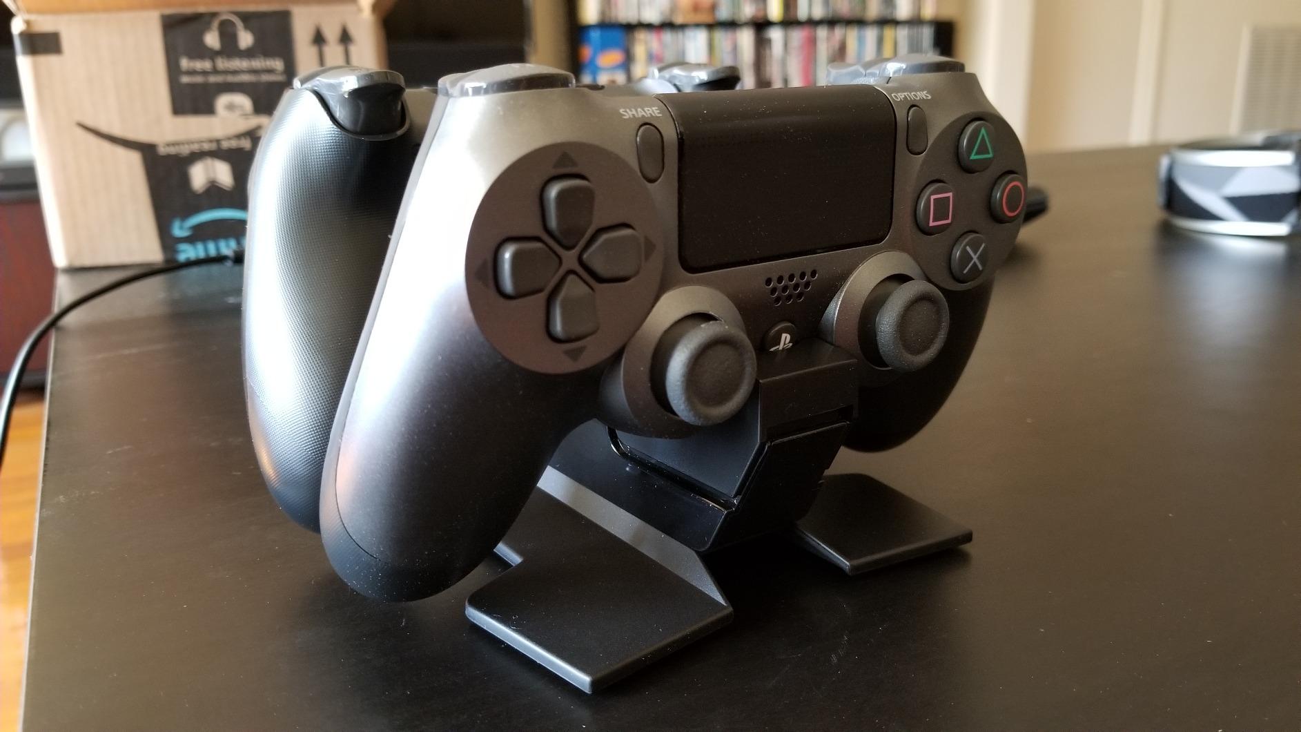 PowerA DualShock Charging Station for PlayStation 4 customer photo 2