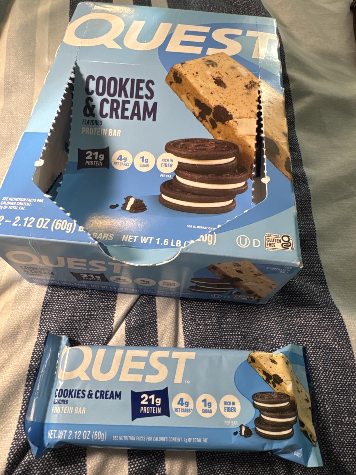 Quest Nutrition Cookies & Cream Protein Bars, 21g Protein, 1g Sugar, 4g Net Carb, High Fiber, Gluten Free, Keto Friendly, 12 Count customer photo 1
