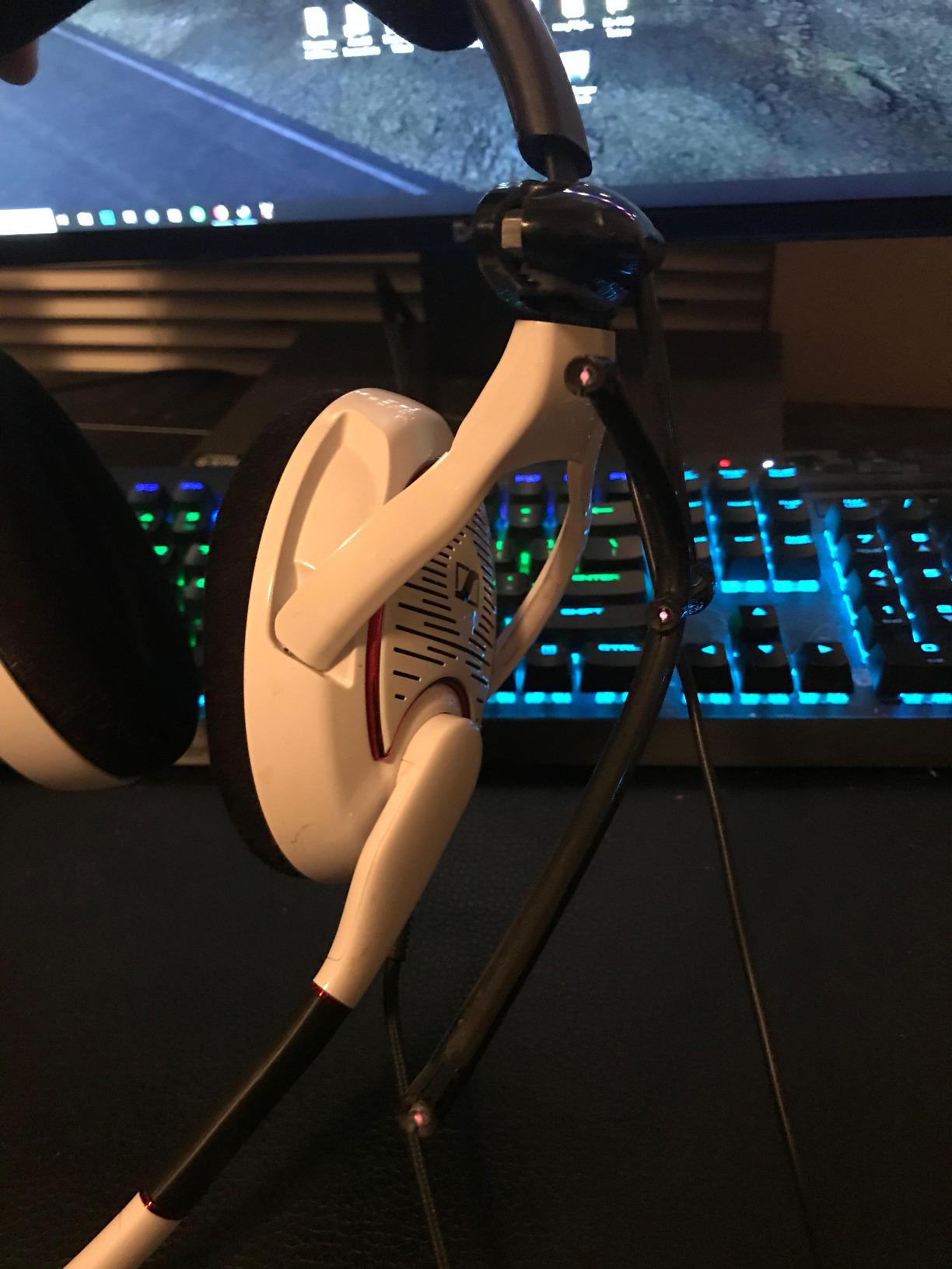 TrackIR 5 Head Tracking System with TrackClip PRO - 6DOF USB Optical Motion Tracker customer photo 2