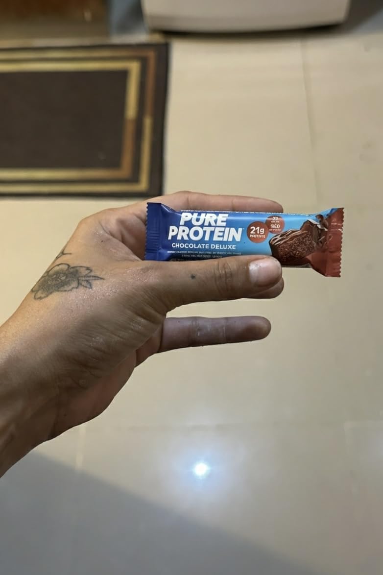 Pure Protein Chocolate Deluxe Protein Bars - 21g Protein, 3g Sugar, 190 Calories (12 count) Low Sugar High Protein Snack - Gluten Free customer photo 2