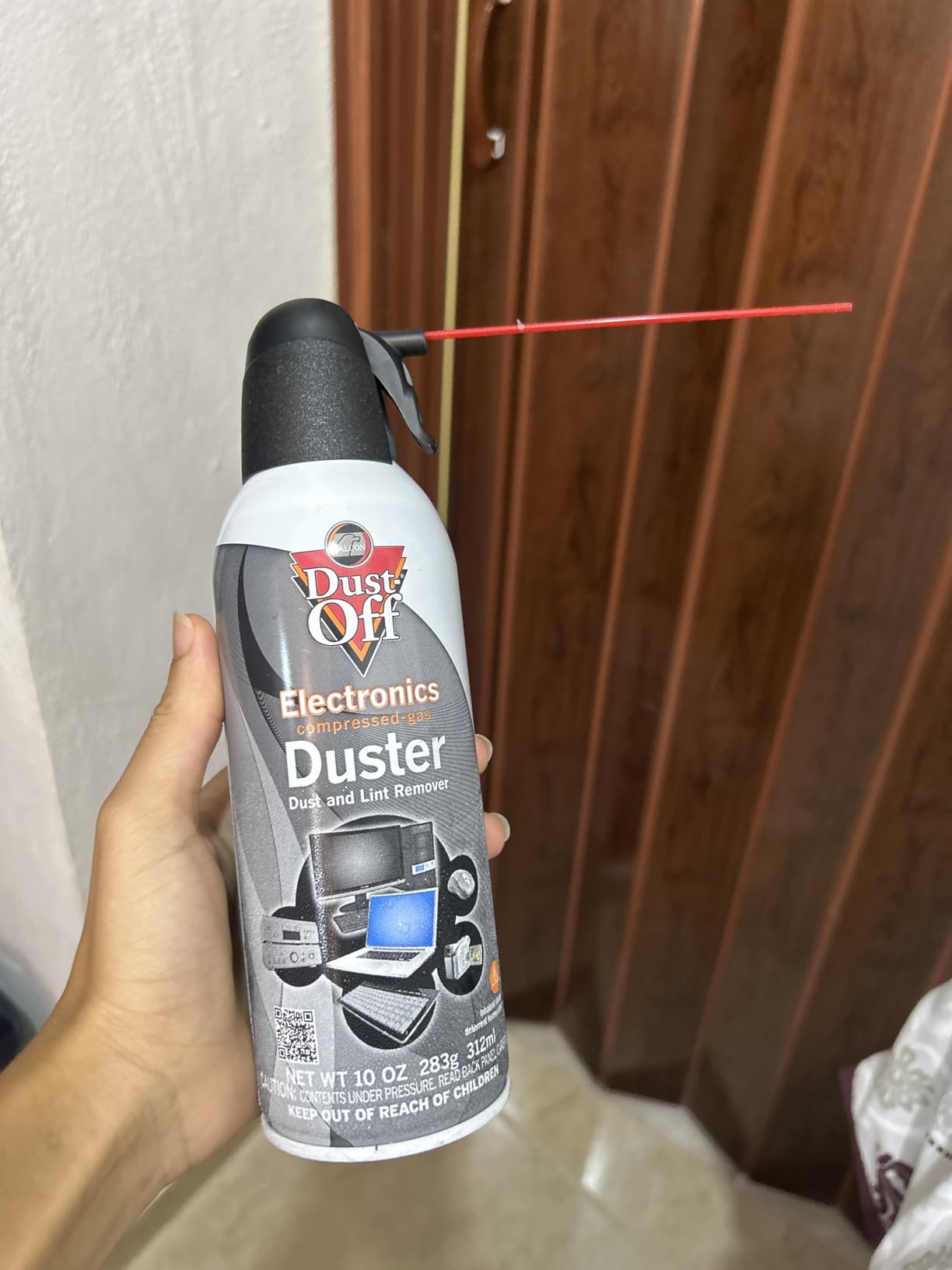Dust-Off DPSXL Disposable Duster - 10 oz. customer photo 2