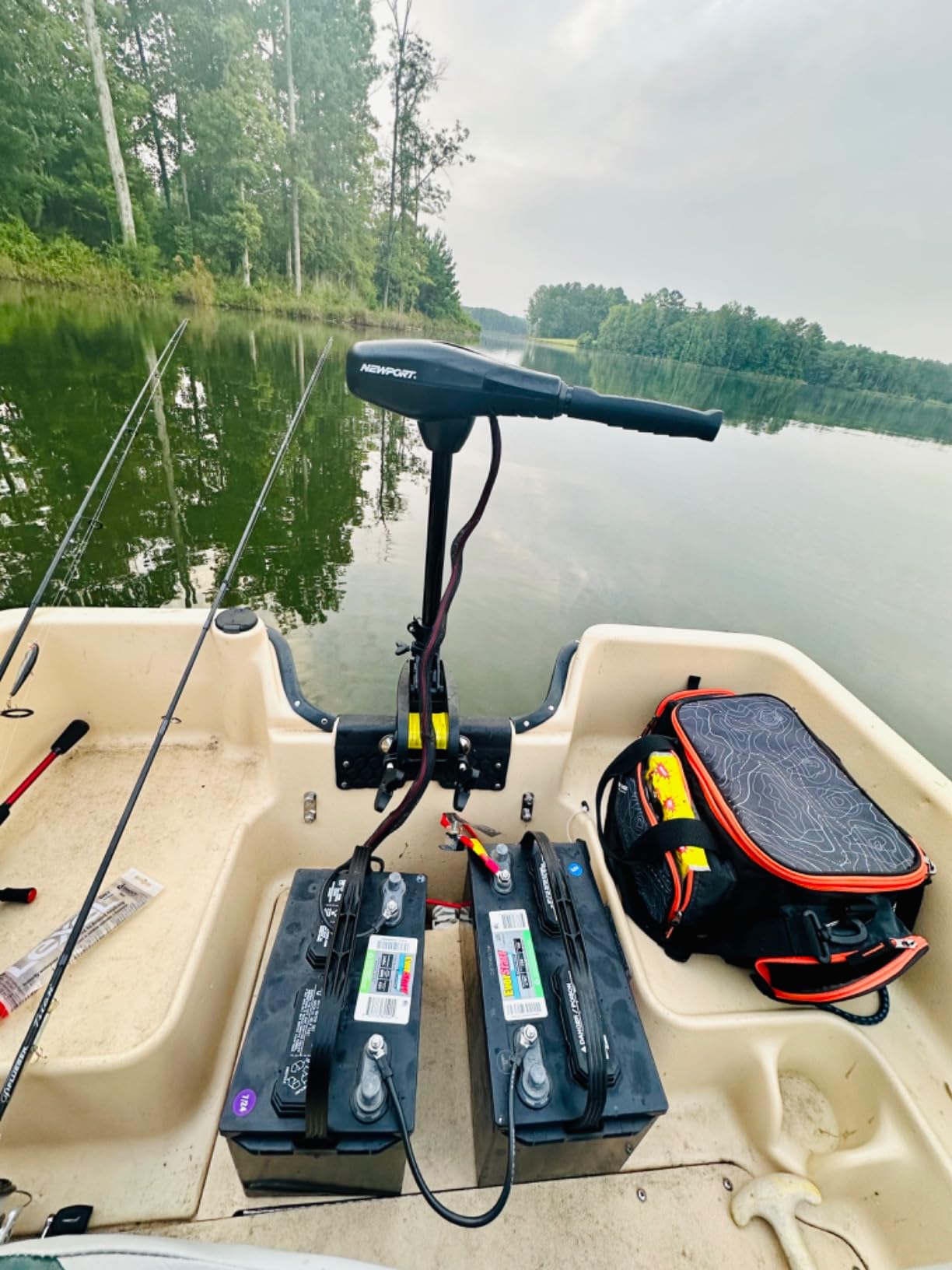 Newport NV-Series 36lb Thrust Saltwater Transom Mounted Trolling Electric Trolling Motor w/LED Battery Indicator (30