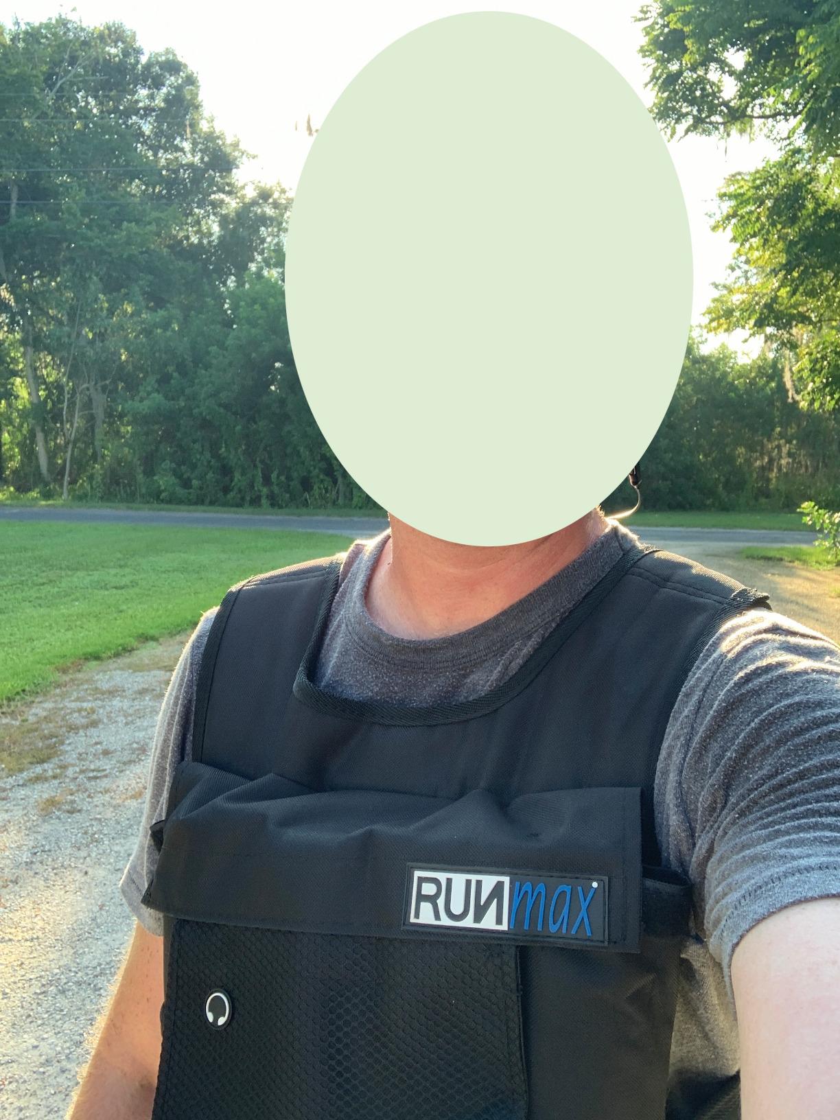 RUNmax Pro Weighted Vest 12lbs/ 20lbs/ 40lbs/ 50lbs/ 60lbs with Shoulder Pads Option customer photo 2