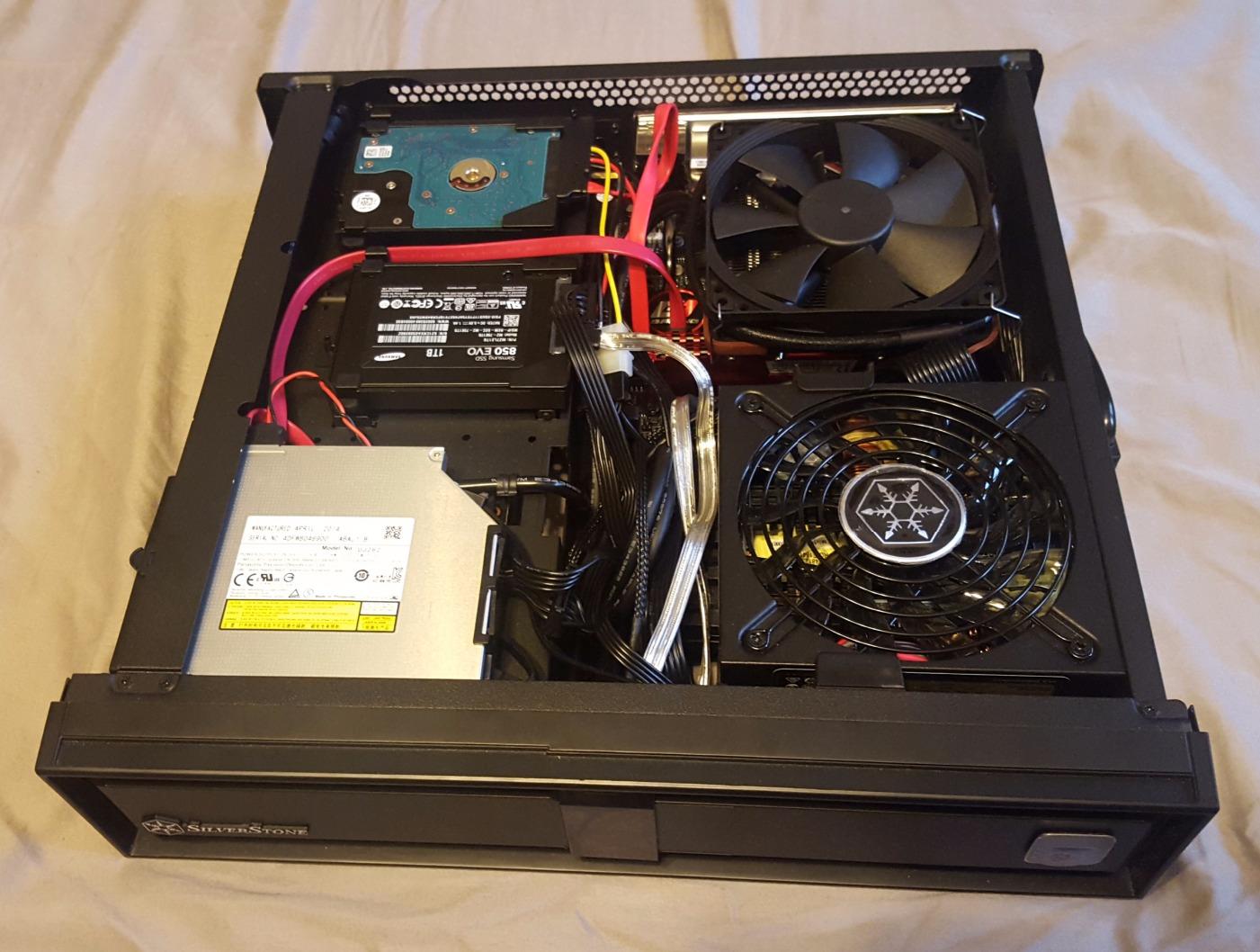 SilverStone Technology Mini-ITX Slim Small Form Factor Computer Case with Handle ML08B-H, Portable Gaming Design customer photo 1