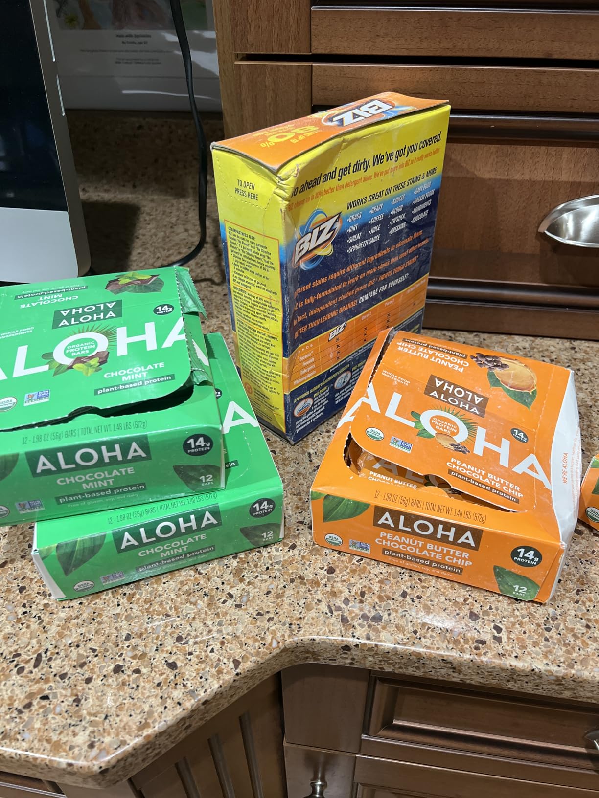 ALOHA Organic Plant Based Protein Bars | Peanut Butter Chocolate Chip | 1.98 Oz (Pack of 12) | Vegan, Low Sugar, Gluten Free, Paleo, Low Carb, Non-GMO customer photo 1