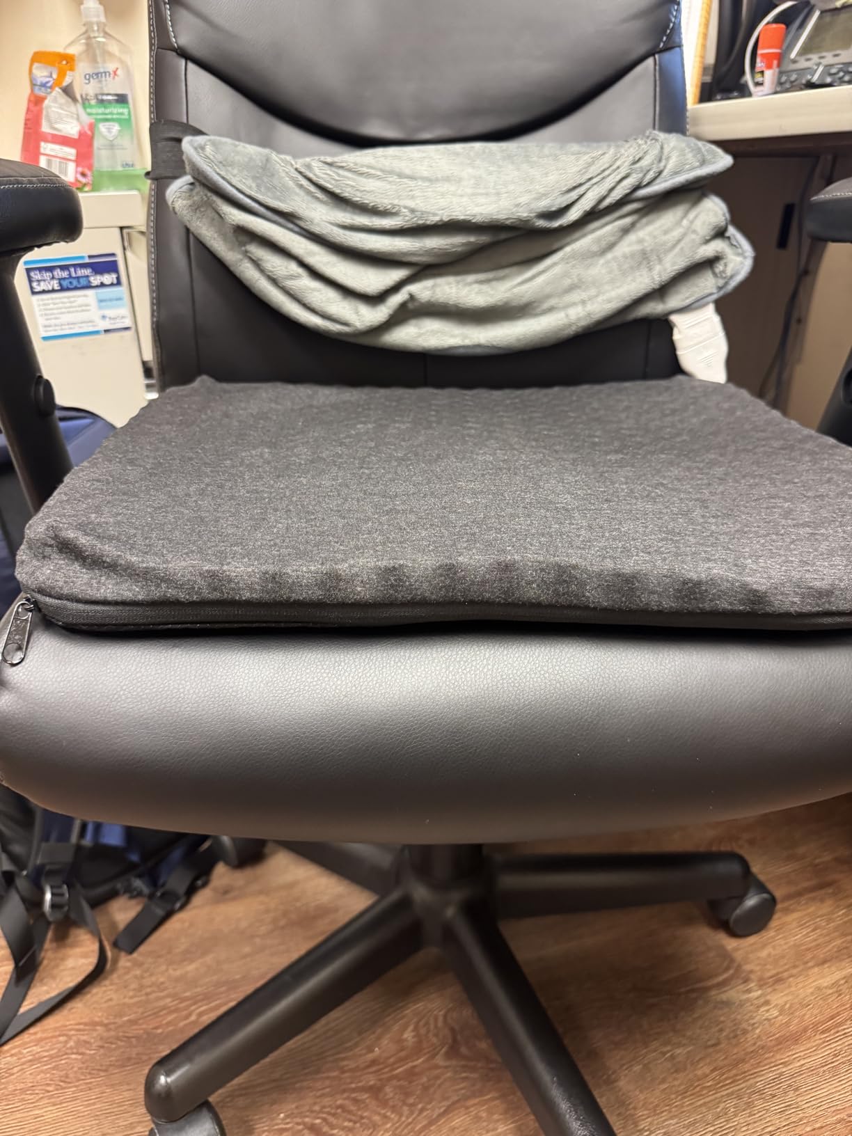 Purple Ultimate Seat Cushion | Pressure Reducing Grid Designed for Ultimate Comfort | Designed for Gaming | Made in The USA customer photo 2
