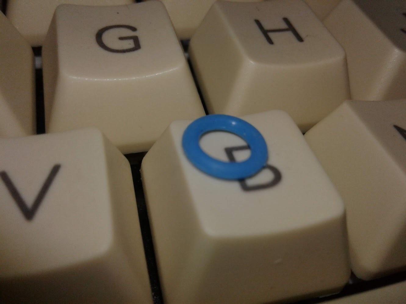 120Pcs Clear Rubber O-Ring Keyboard, O-Rings Keycaps, Switch Dampeners Keycap, for Cherry MX Key Switch Keyboards Dampers,White customer photo 2