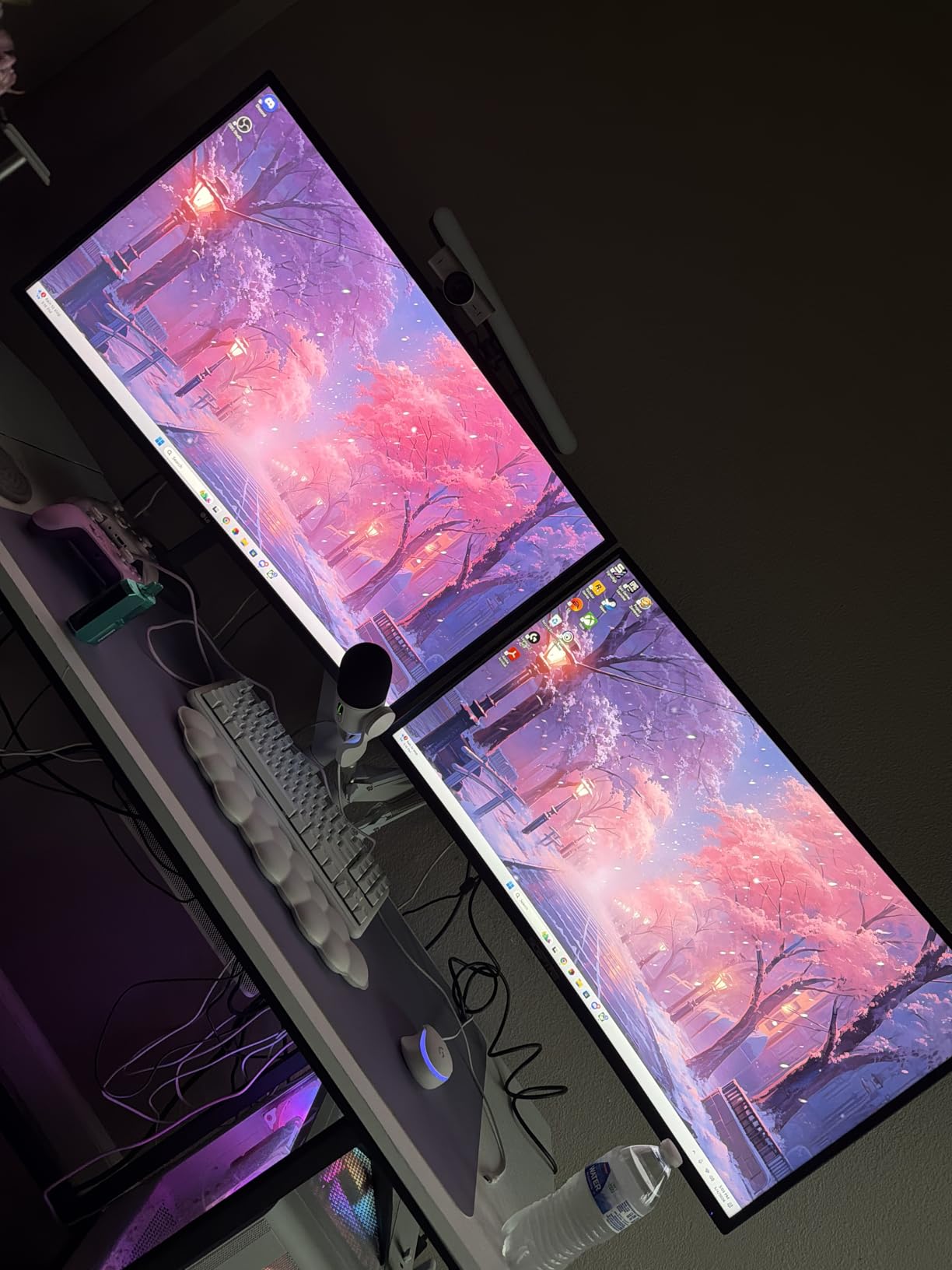 VIVO Single Monitor Stand, Fully Adjustable Arm for 17 to 32 inch Screen, Mechanical Articulating Desk Mount, Gaming and Office Setups, VESA 75x75, 100x100, Max 19.8 lbs, Classic, Black, STAND-V001O customer photo 2