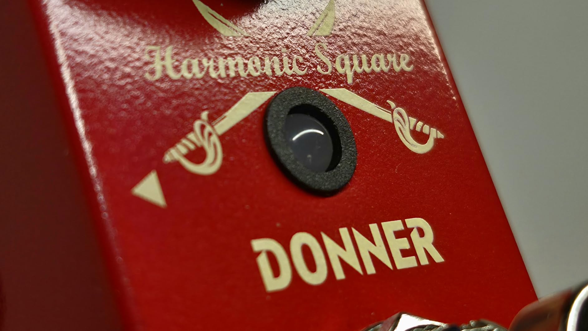 Donner Octave Guitar Pedal, Harmonic Square Digital Octave Mini Pedal Pitch Shifter 7 Shift Types 3 Tone Modes Sharp Detune Flat True Bypass customer photo 1