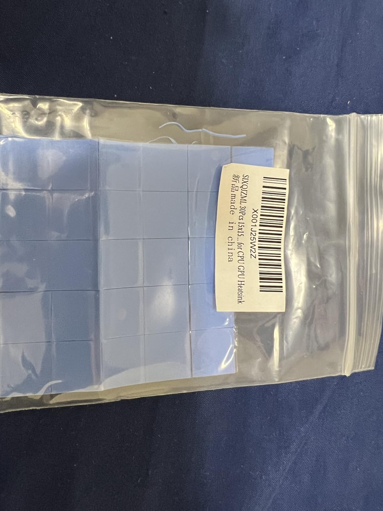 SIXQJZML 30Pcs 15x15x1mm Soft Silicone Thermal Conductive Pads Heatsink IC Chipset Northbridge for CPU GPU Heatsink customer photo 1