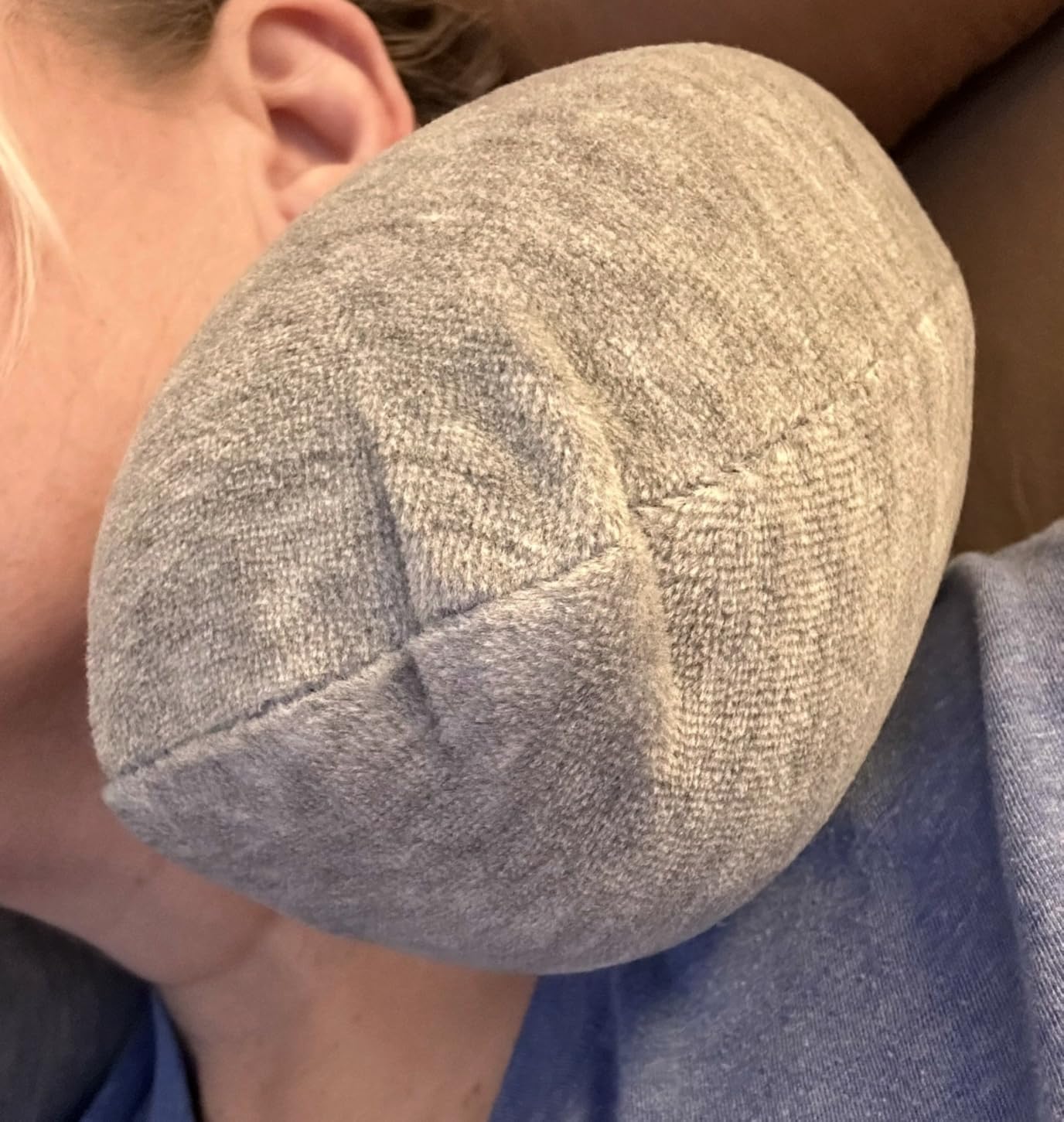 Amazon Basics Soft Memory Foam Semicircular Neck Pillow for Travel, Neck and Shoulder Support, Grey, Washable Cover customer photo 2
