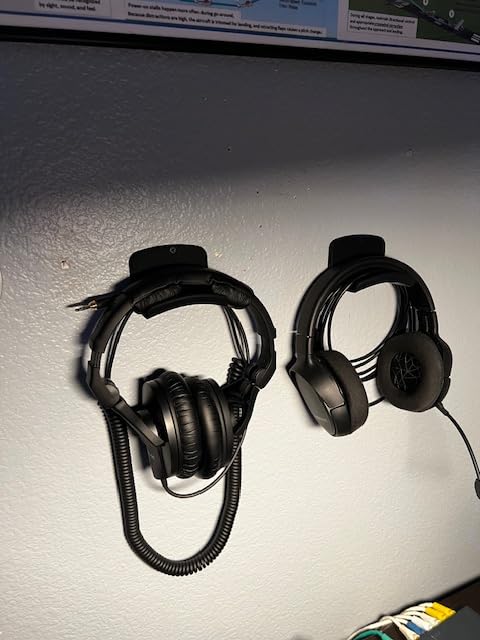 Avantree Neetto HS907 - Headphone Hanger Holder Wall Mount, Headset Hook Under Desk, Universal customer photo 1
